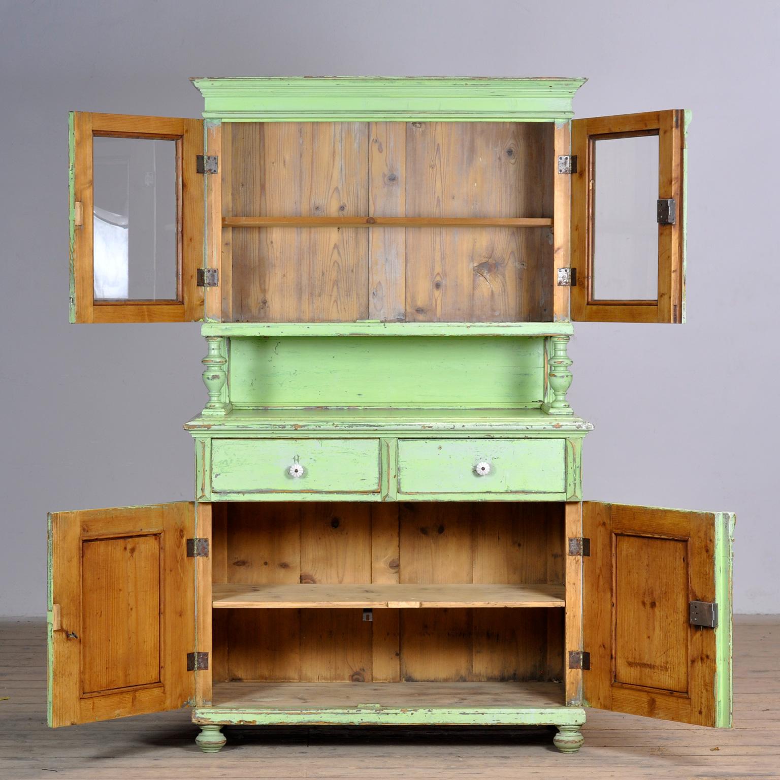 Küchenschrank aus massivem Kiefernholz, 1900er Jahre (Gemalt) im Angebot