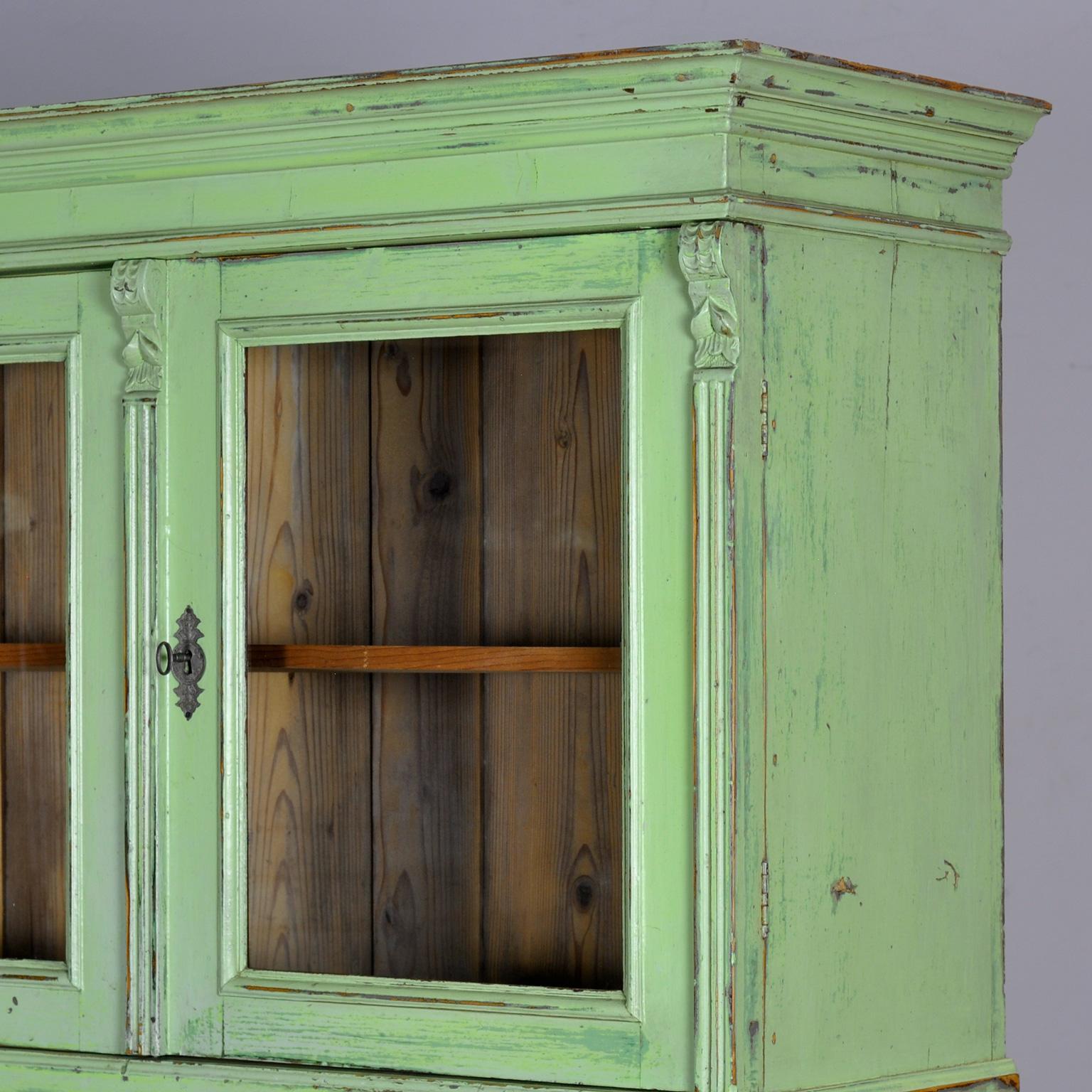 Küchenschrank aus massivem Kiefernholz, 1900er Jahre im Angebot 1