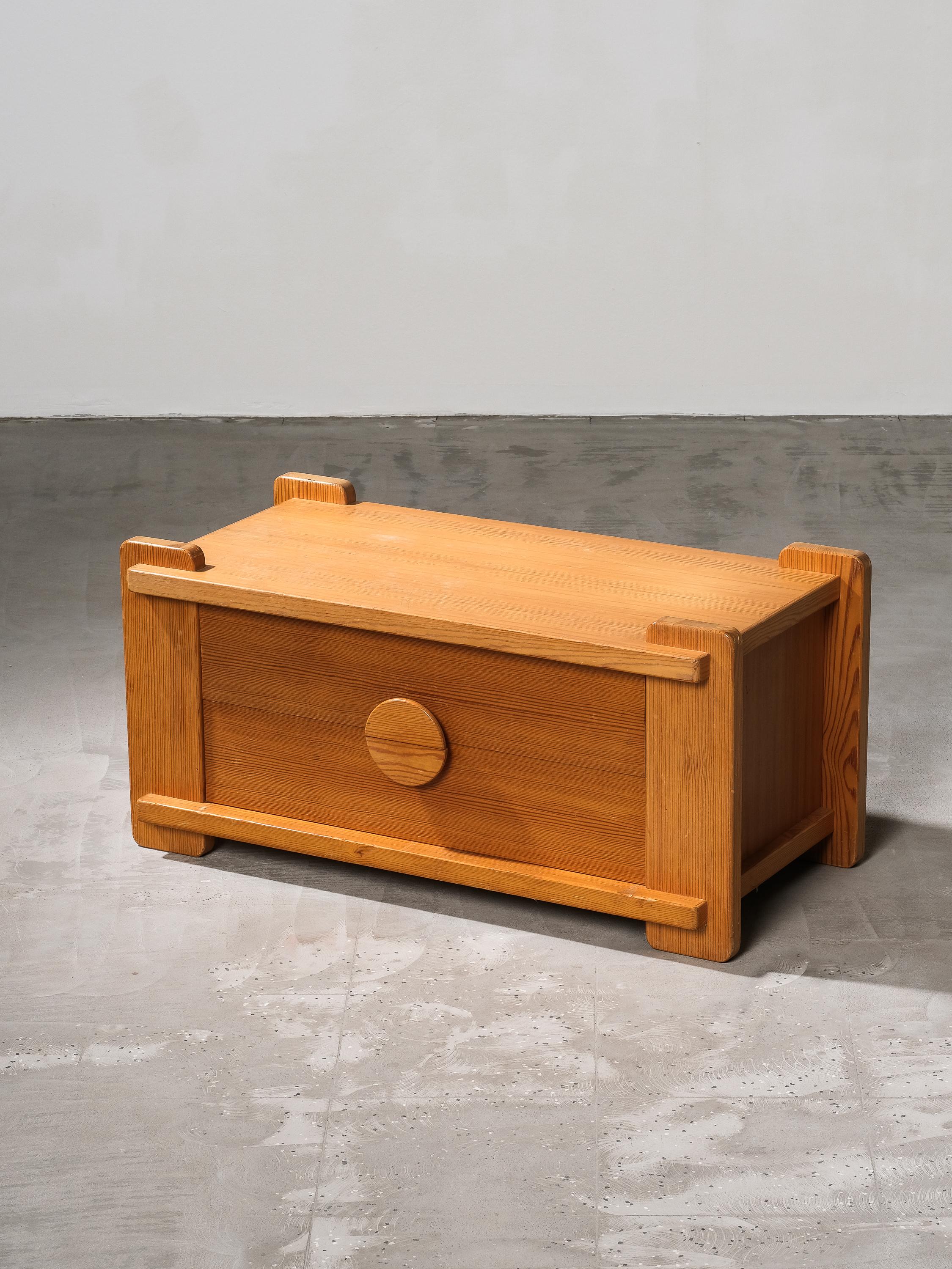 Low drawer from Sweden made during the 1970s. The drawer is made of lacquered solid pine with a two large drawers. The drawer is in good vintage condition consistent with age and use.