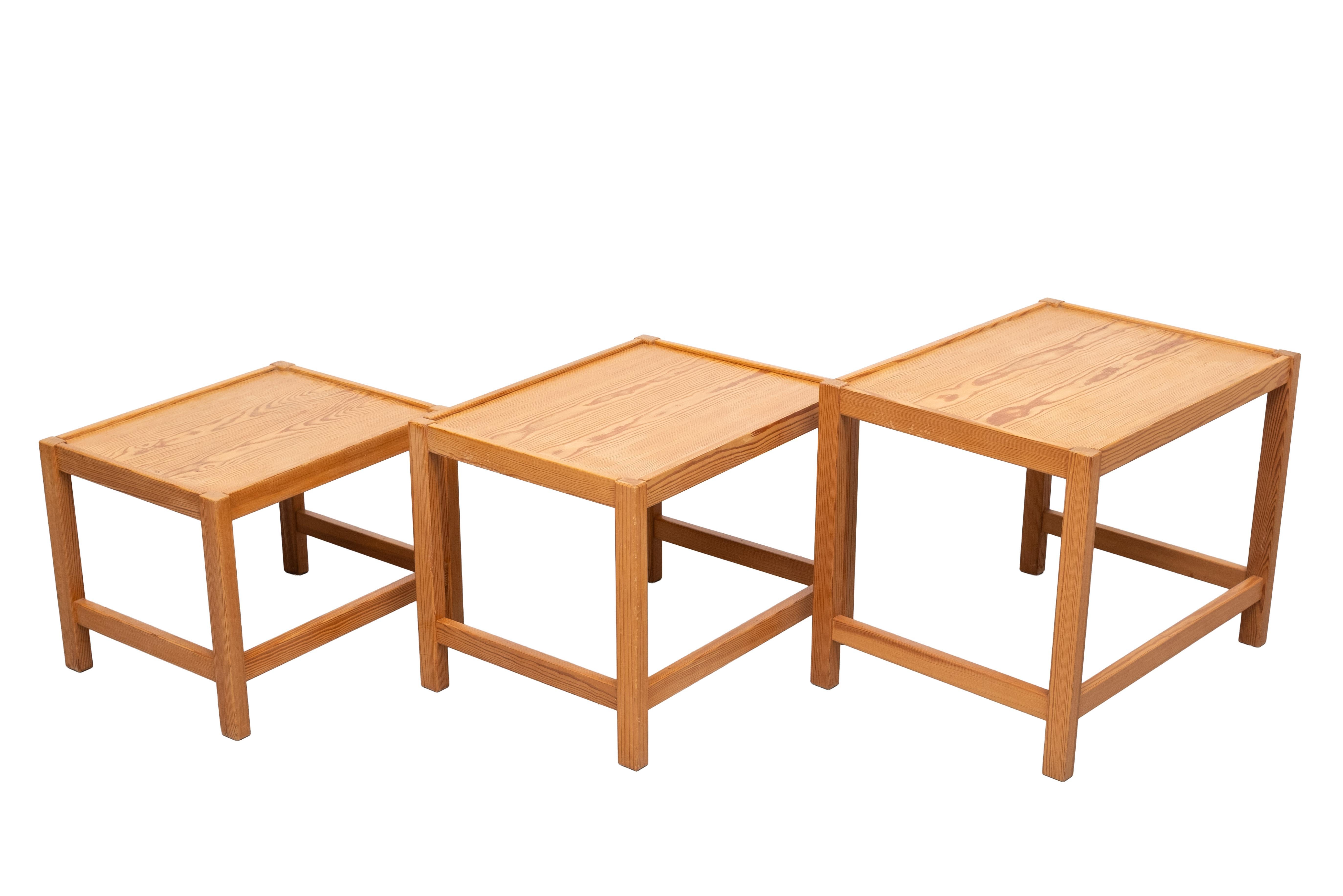 Solid Pine nesting tables Design Kurt Østervig 1960s Denmark For Sale 4