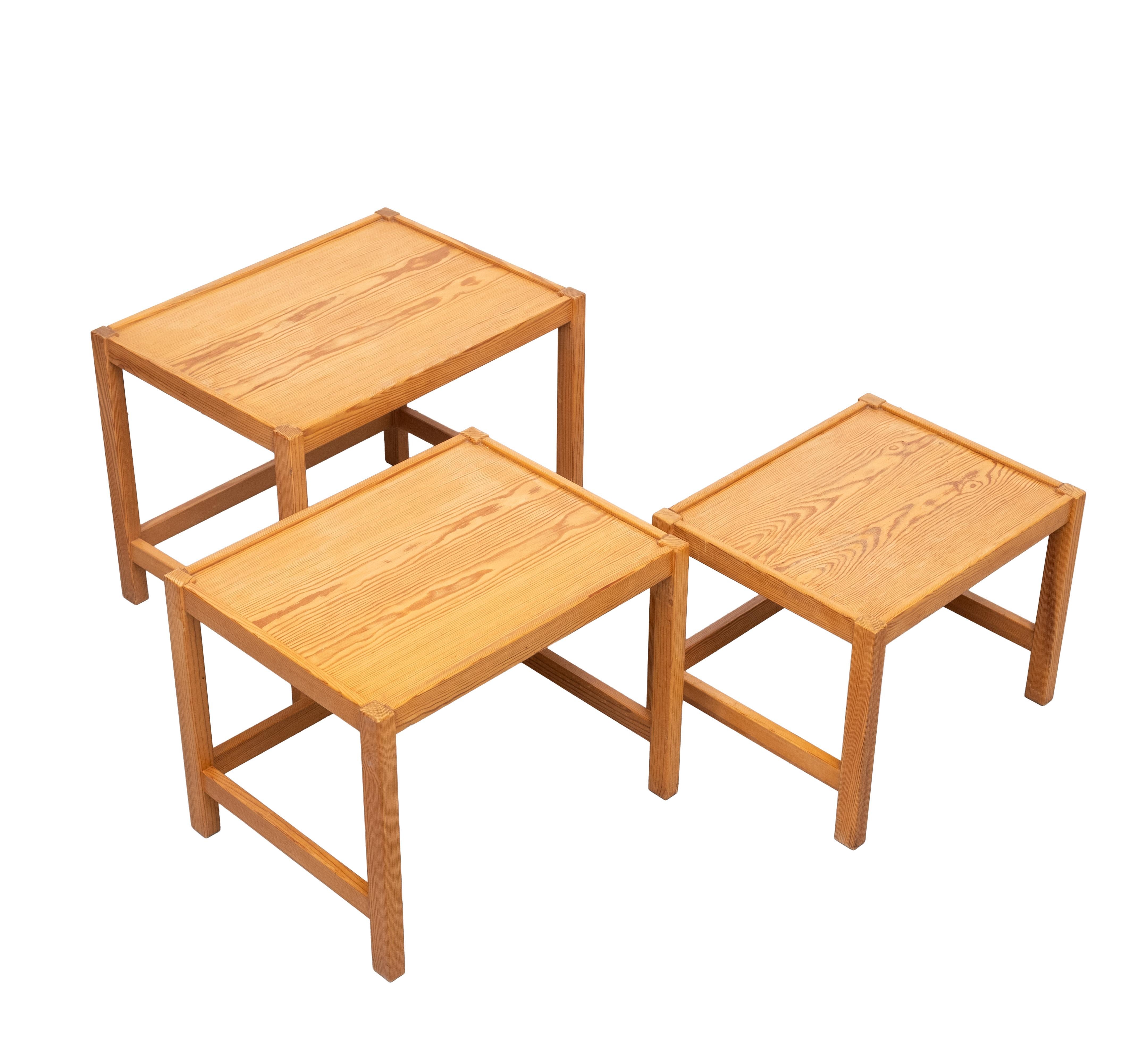Mid-20th Century Solid Pine nesting tables Design Kurt Østervig 1960s Denmark For Sale
