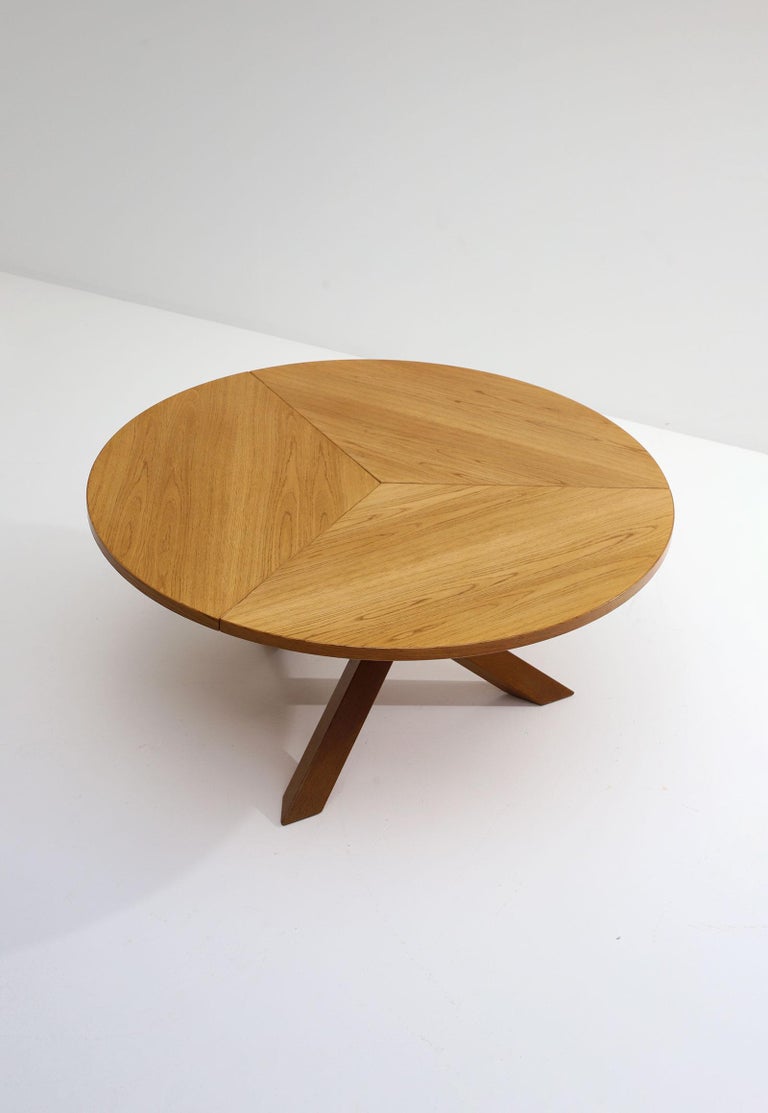Solid Pine Round Dining Table by Gerard Geytenbeek at 1stDibs pine