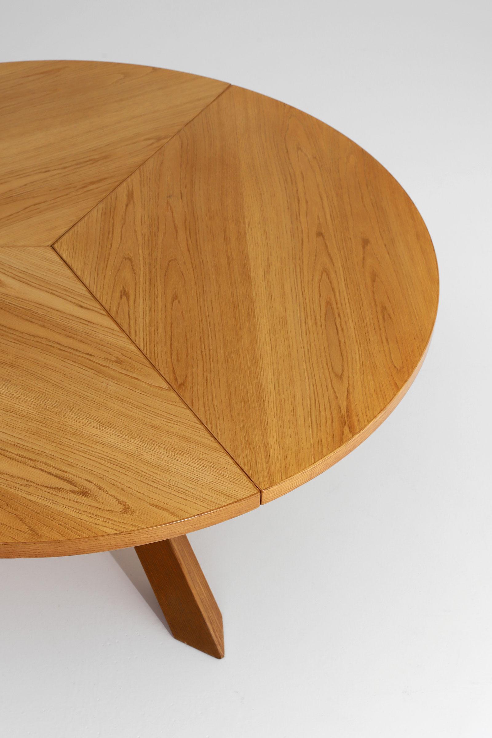 Mid-20th Century Solid Pine Round Dining Table by Gerard Geytenbeek