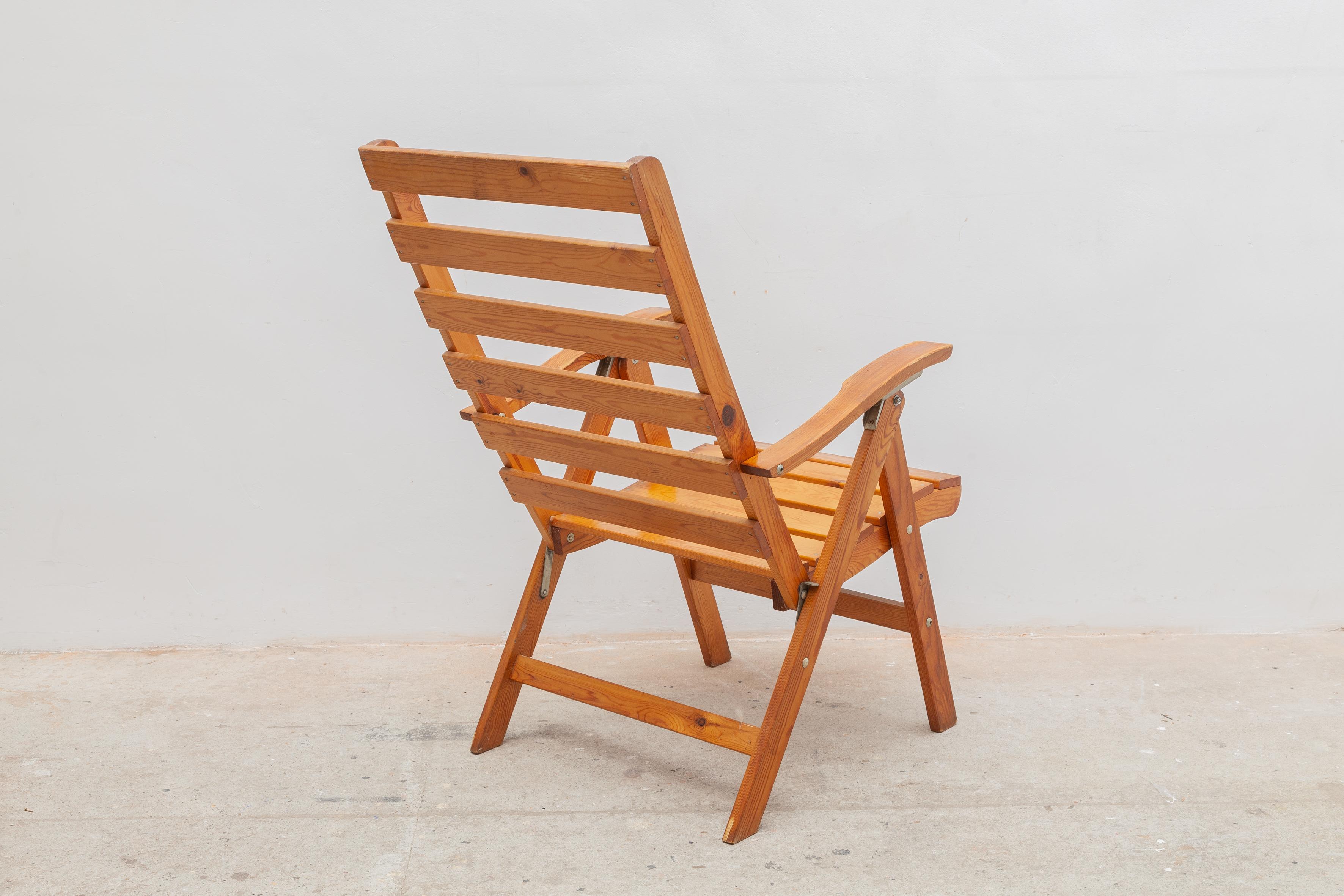 Mid-Century Modern Solid Pine Slat Folding Outdoor Chairs, 1950s For Sale