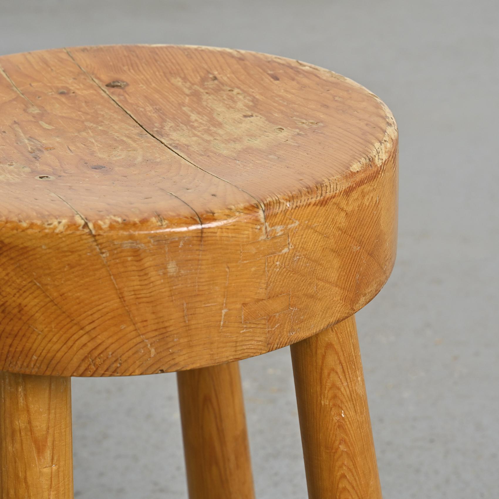 Tabouret en pin massif, Charlotte Perriand, 1970 en vente 2