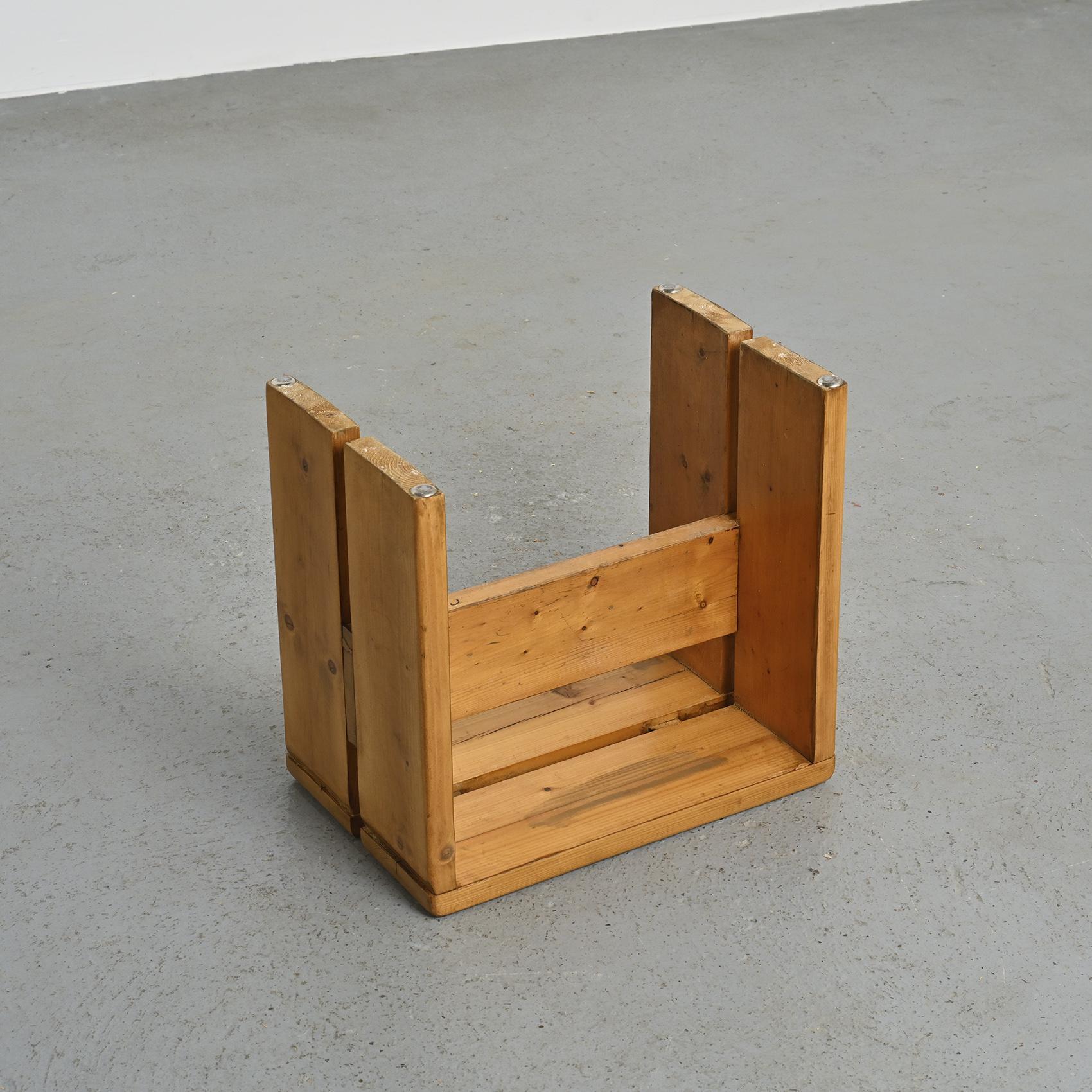 Sgabello in pino massiccio di Les Arcs, Francia, 1975 in vendita 6