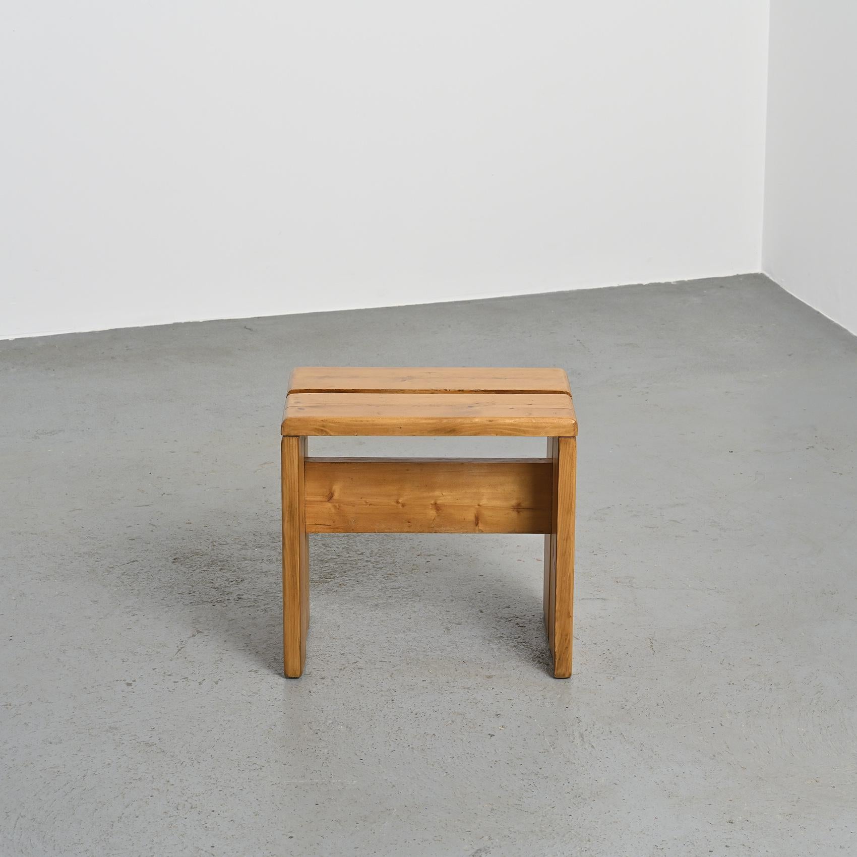 Mid-Century moderno Sgabello in pino massiccio di Les Arcs, Francia, 1975 in vendita