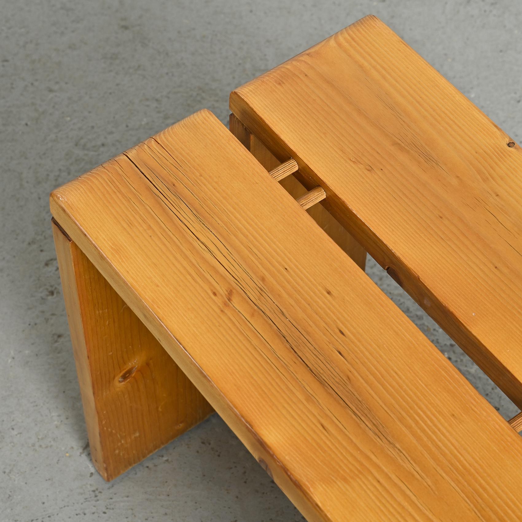 French Solid Pine Stool from Les Arcs, France vers 1975 For Sale