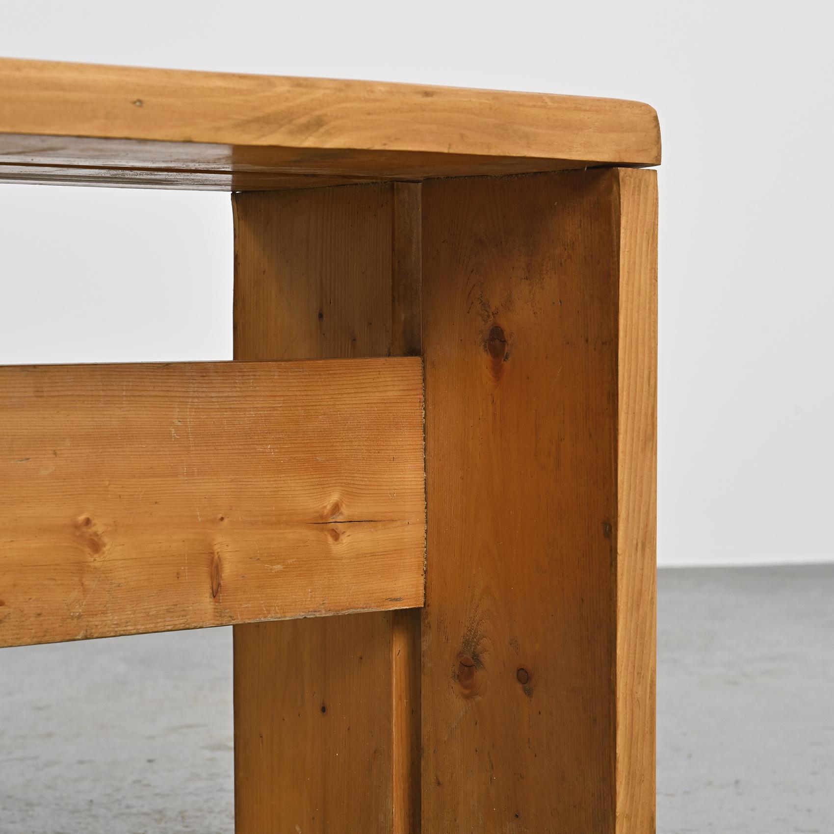 Sgabello in pino massiccio di Les Arcs, Francia, 1975 in vendita 2