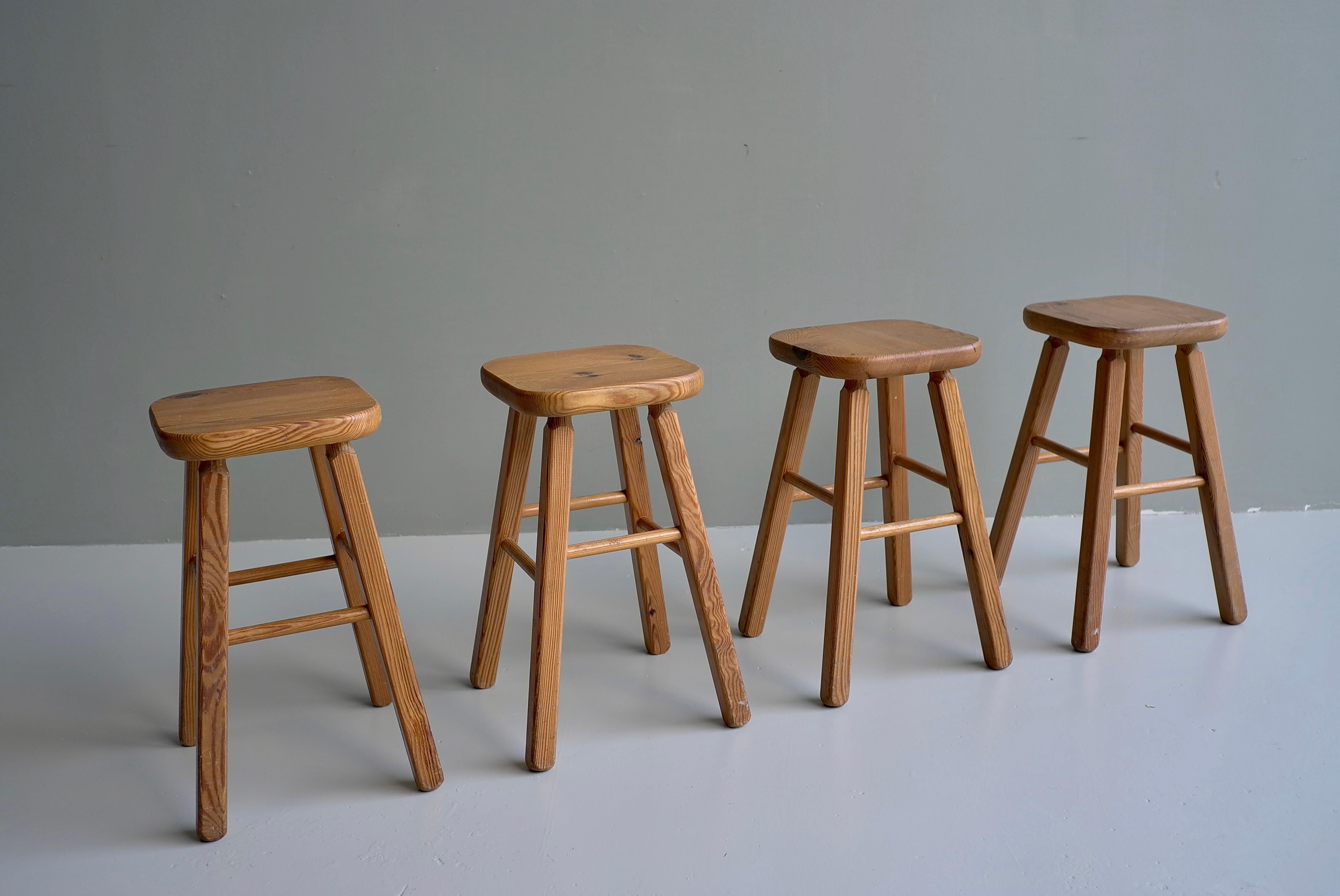 Mid-20th Century Solid Pine Stools in style of Charlotte Perriand, France 1960's For Sale