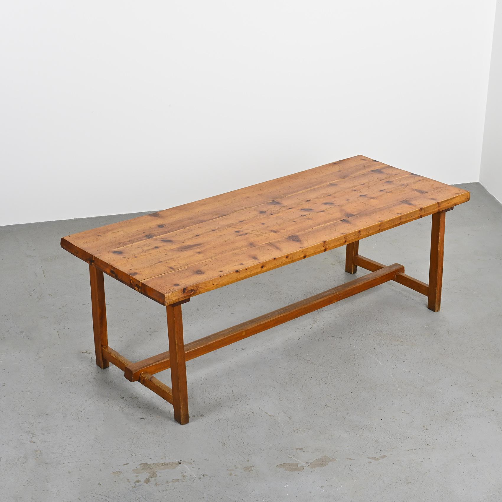Chalet table in solid pine, designed by Christian Durupt in the 1970s. Trained as an architect, Christian Durupt collaborated with Charlotte Perriand on several mountain projects, notably for collective housing developments in Les Arcs.

With its