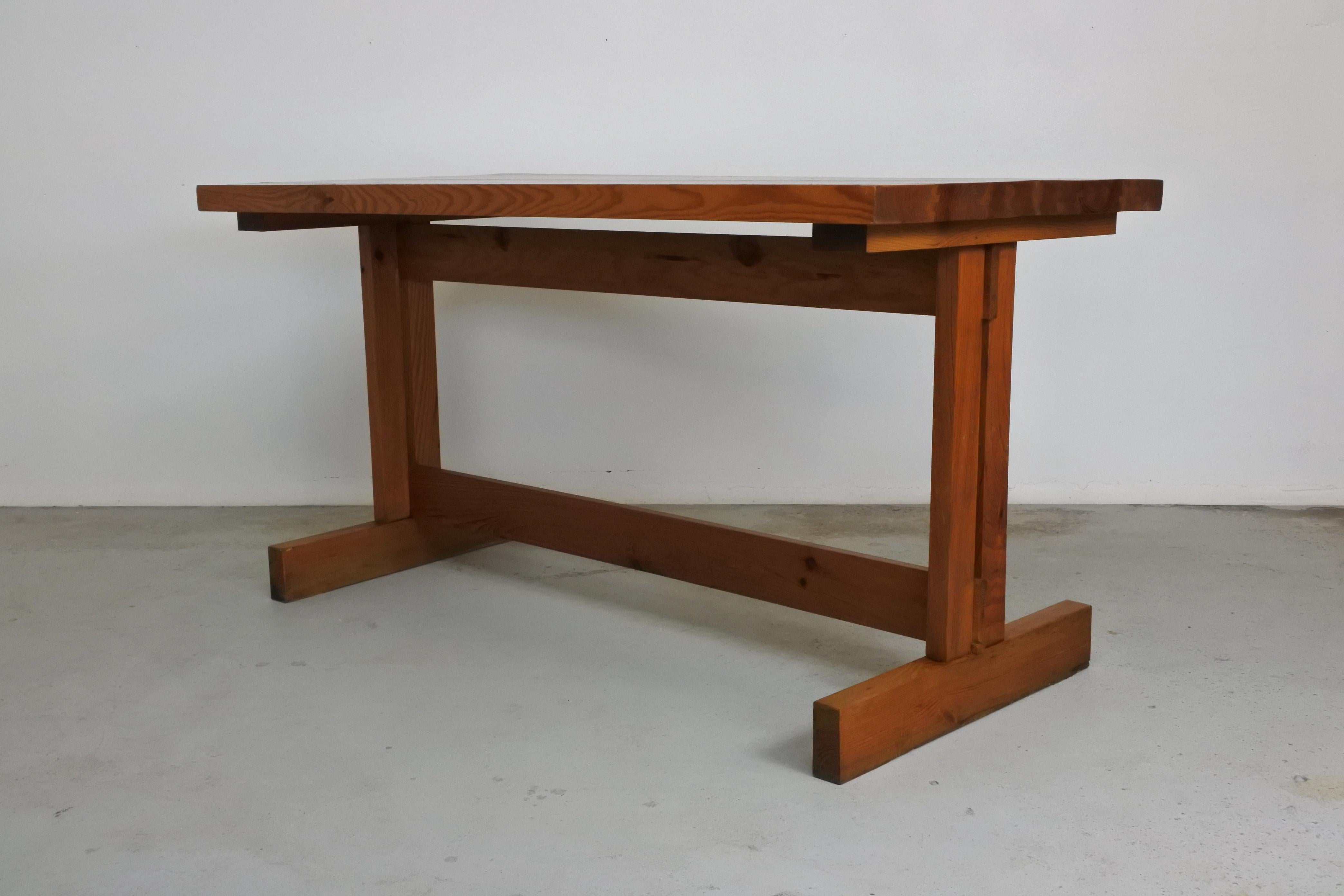 Solid Pine Wood Desk or Table in the Style of Charlotte Perriand, France, 1960s 1