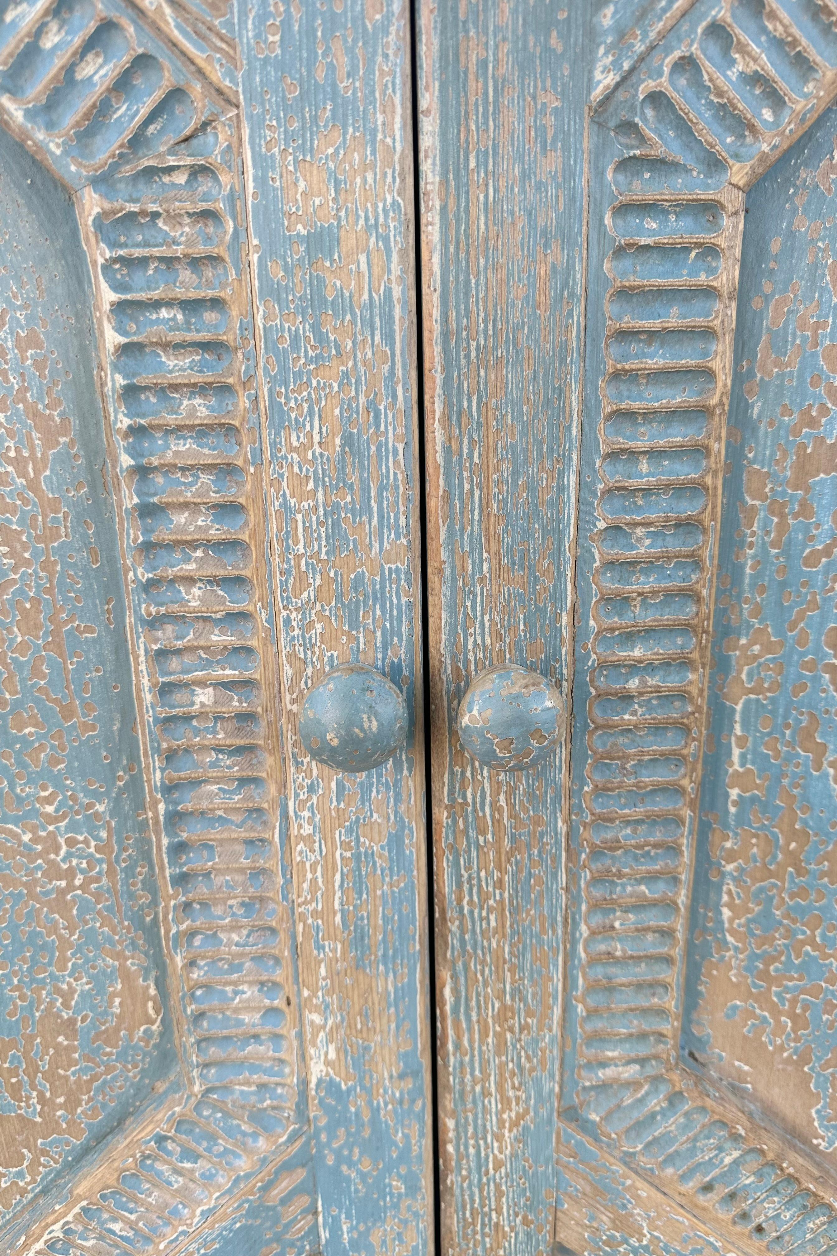 Blaues Sideboard aus massivem Kiefernholz mit vier Diamanten von Sarreid im Angebot 6