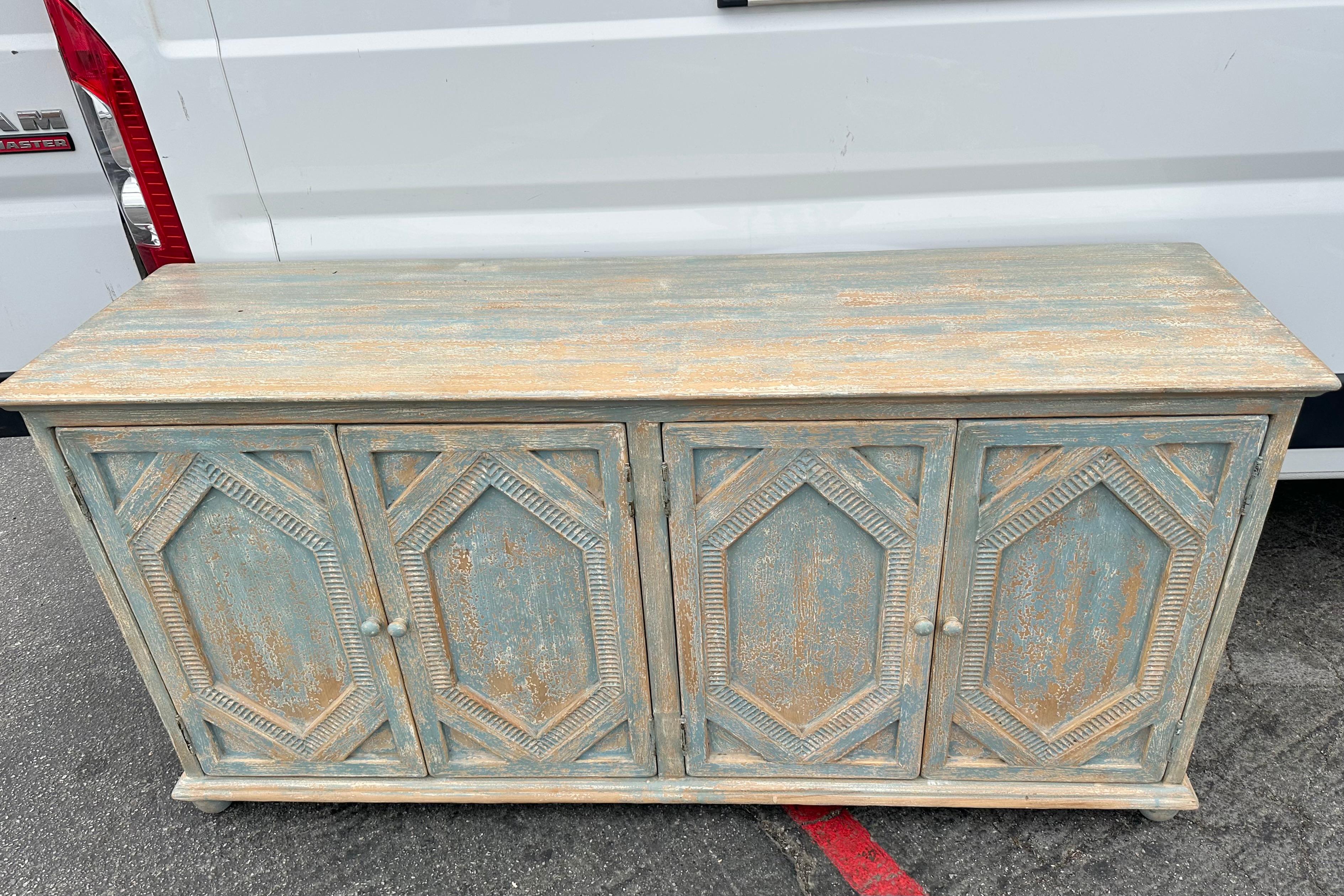Blaues Sideboard aus massivem Kiefernholz mit vier Diamanten von Sarreid (Rustikal) im Angebot