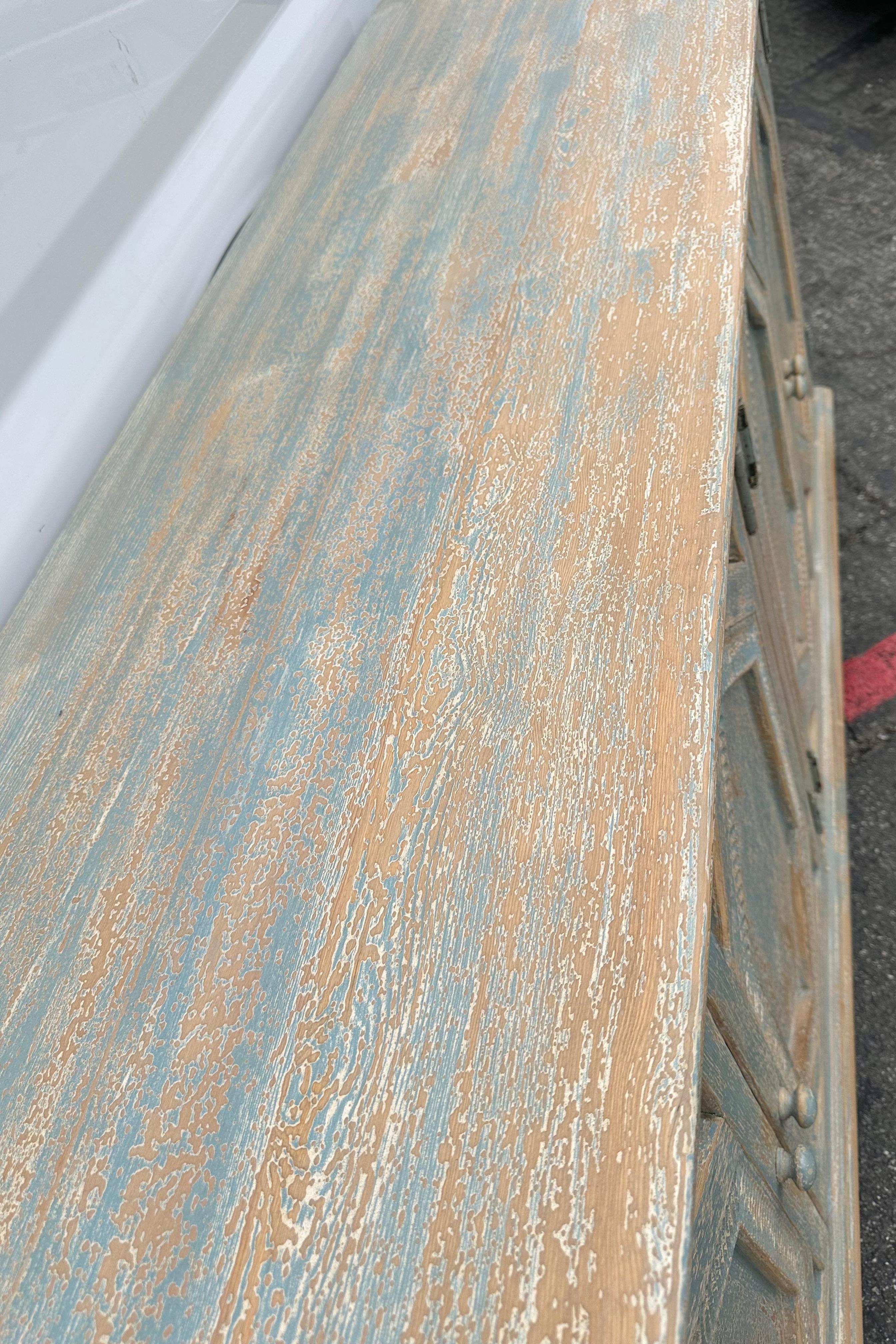 Blaues Sideboard aus massivem Kiefernholz mit vier Diamanten von Sarreid (21. Jahrhundert und zeitgenössisch) im Angebot