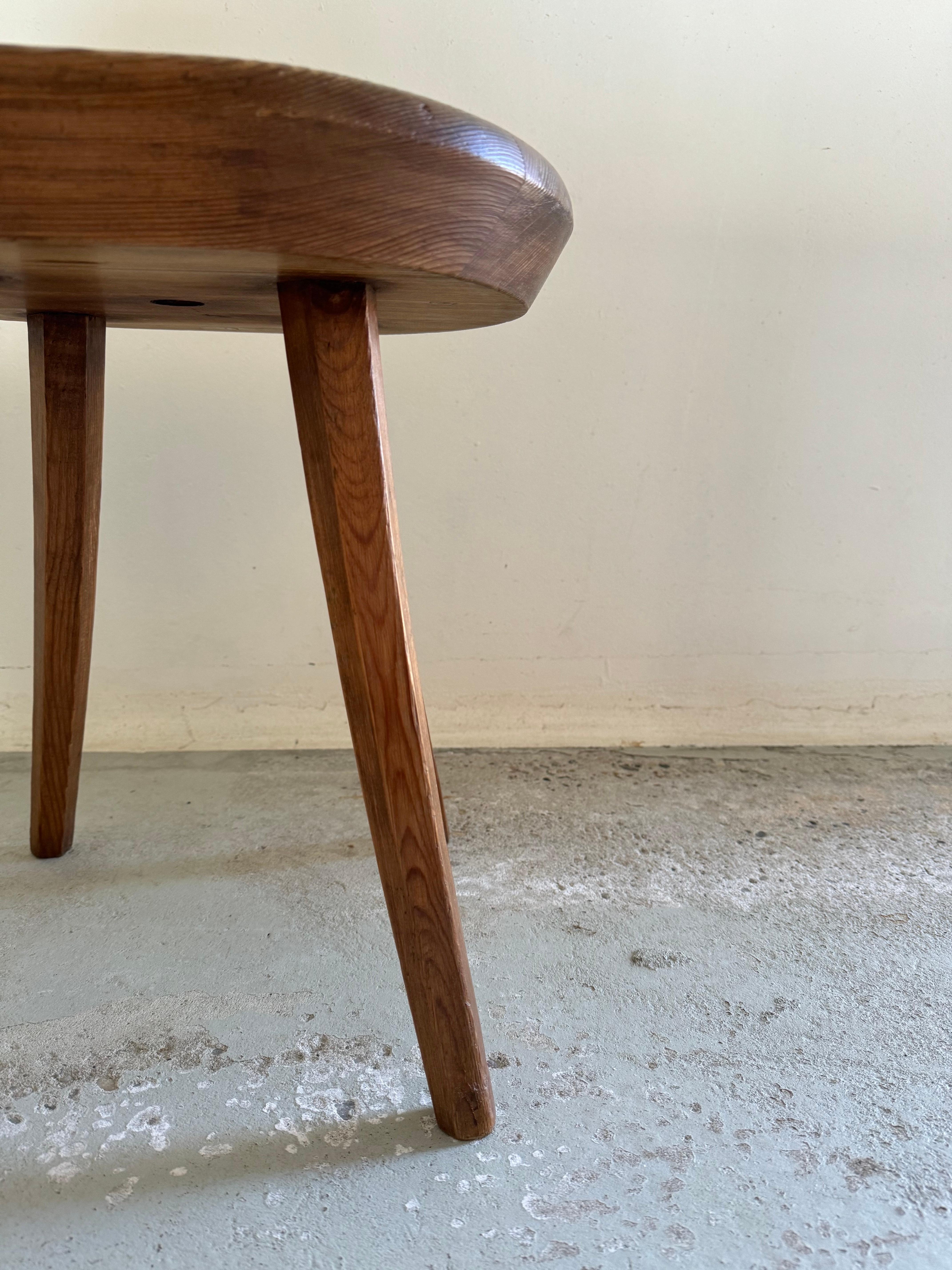 Hocker aus massivem Kiefernholz, Finnland 1960er Jahre im Angebot 10