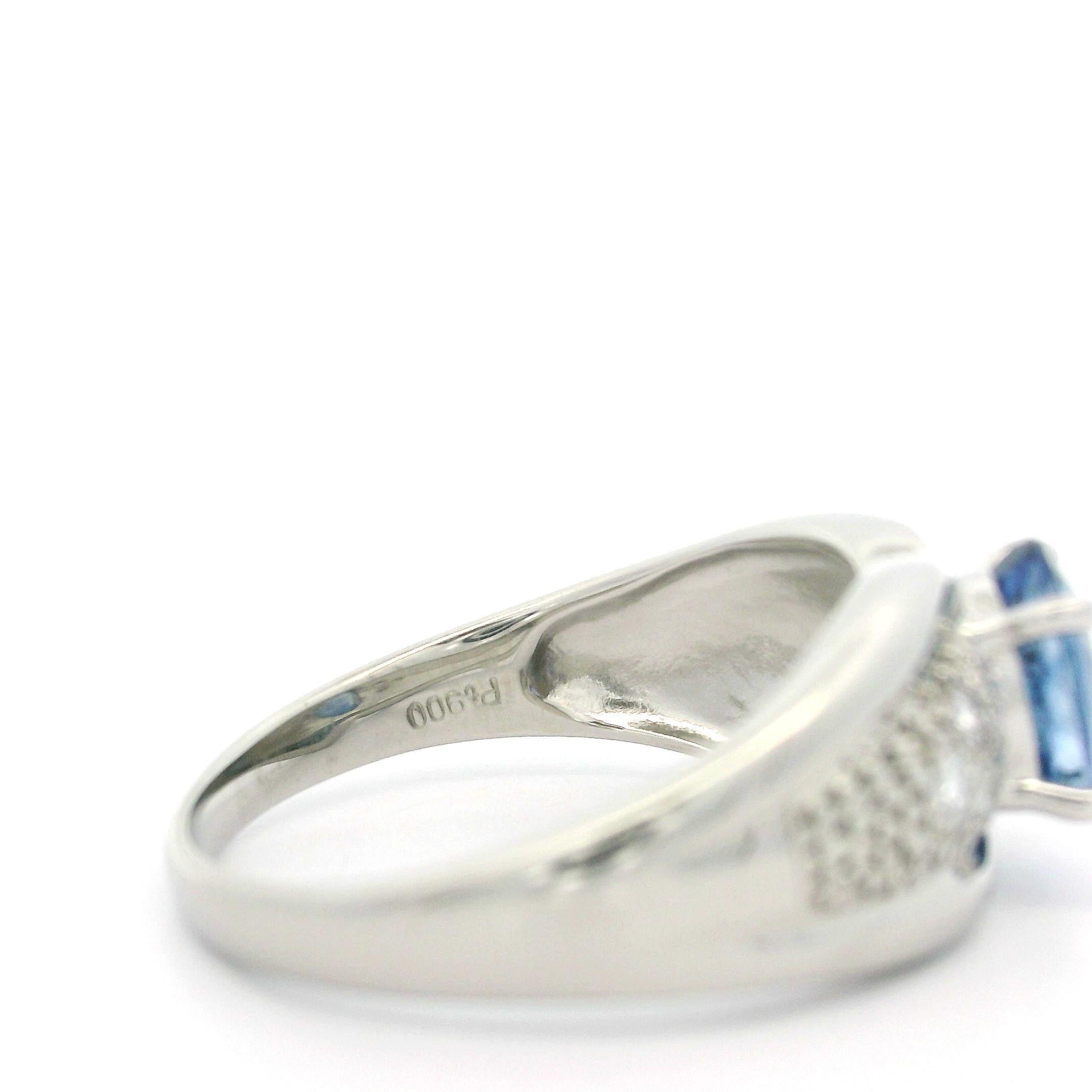 Oval Cut Solid Platinum 1.32ctw Oval Sapphire & Diamond Flared Beaded Textured Band Ring For Sale
