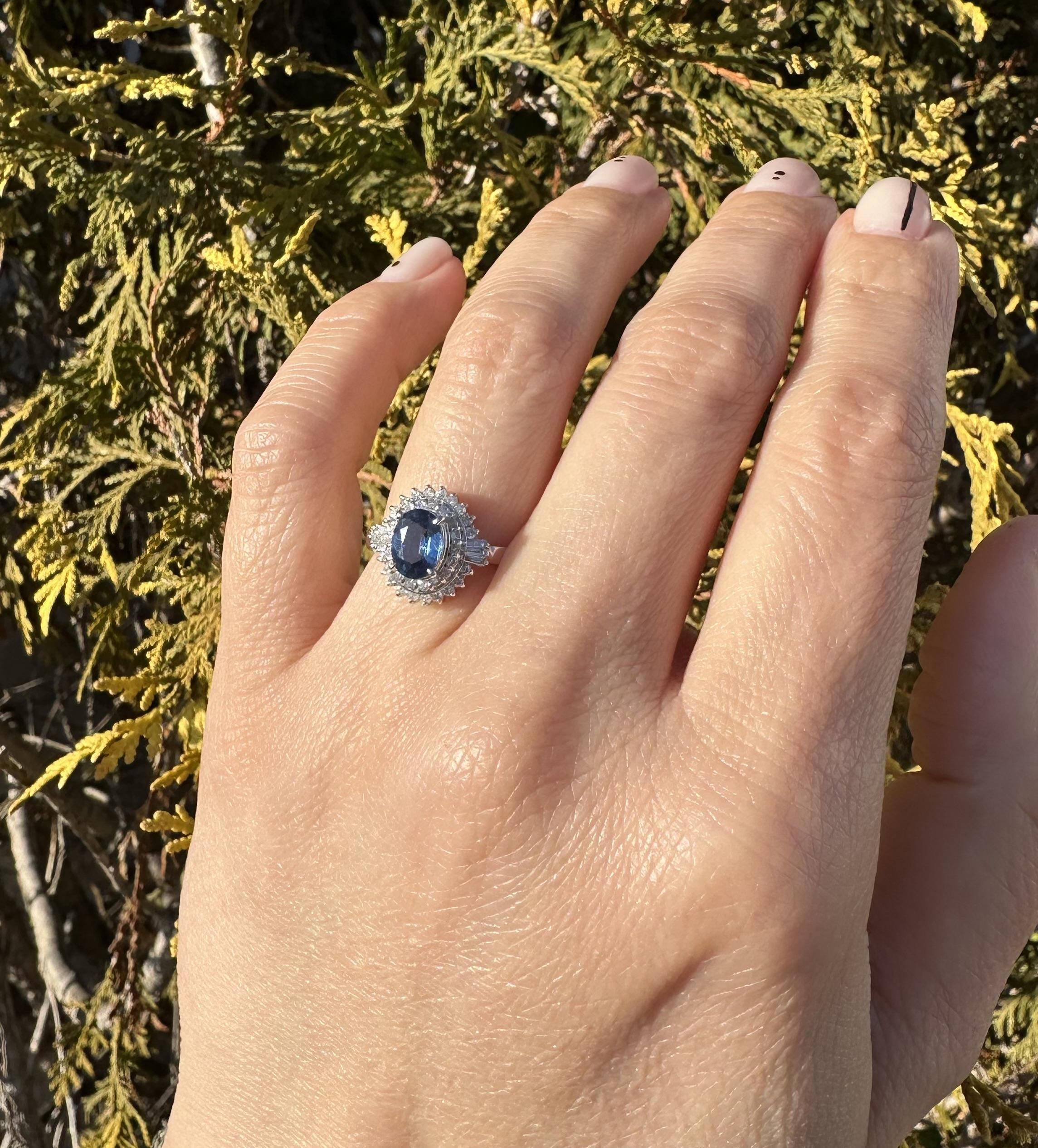 Bague de style ballerine en platine massif, saphir ovale 1,41 carat avec diamants en vente 2