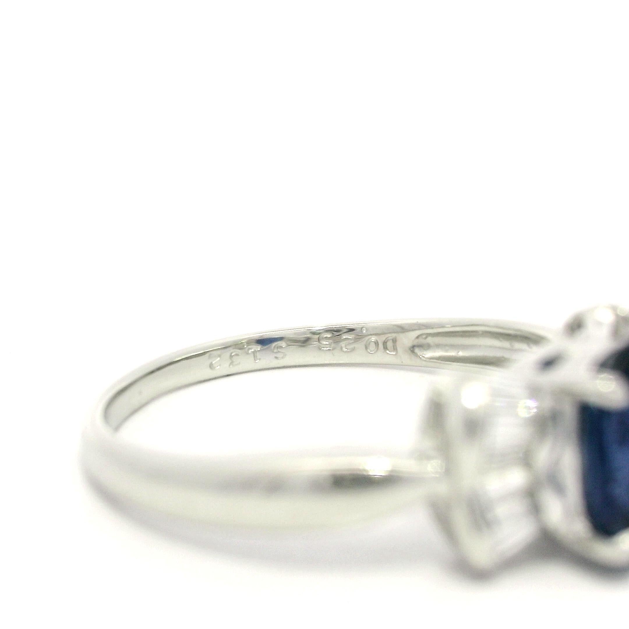 Solide Platin 1,57ctw Oval Saphir w / Baguette Diamant Seiten Bogen Stil Ring im Angebot 2