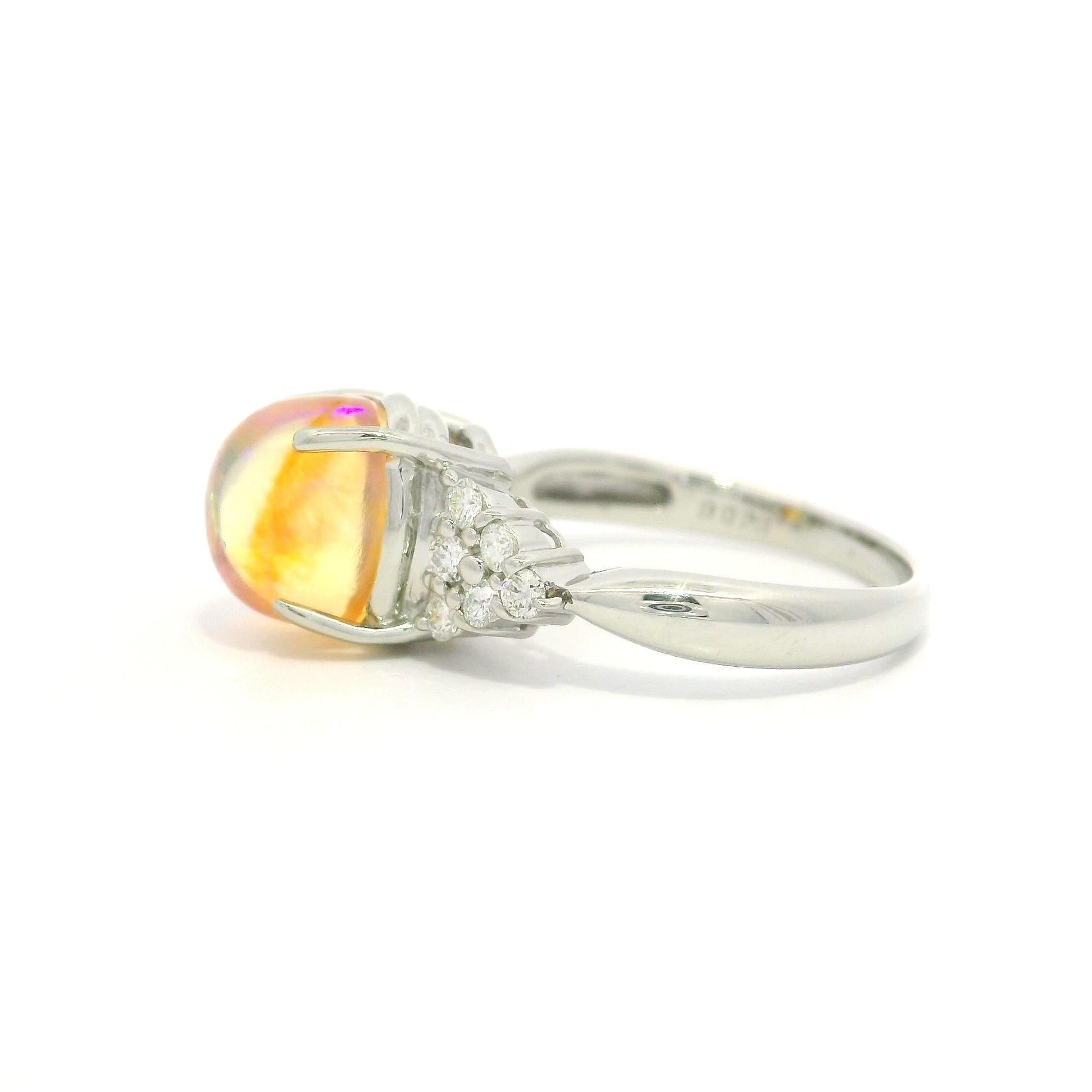 Anello classico in platino massiccio con opale ovale cabochon e diamanti da 2,8 ct. in vendita 7