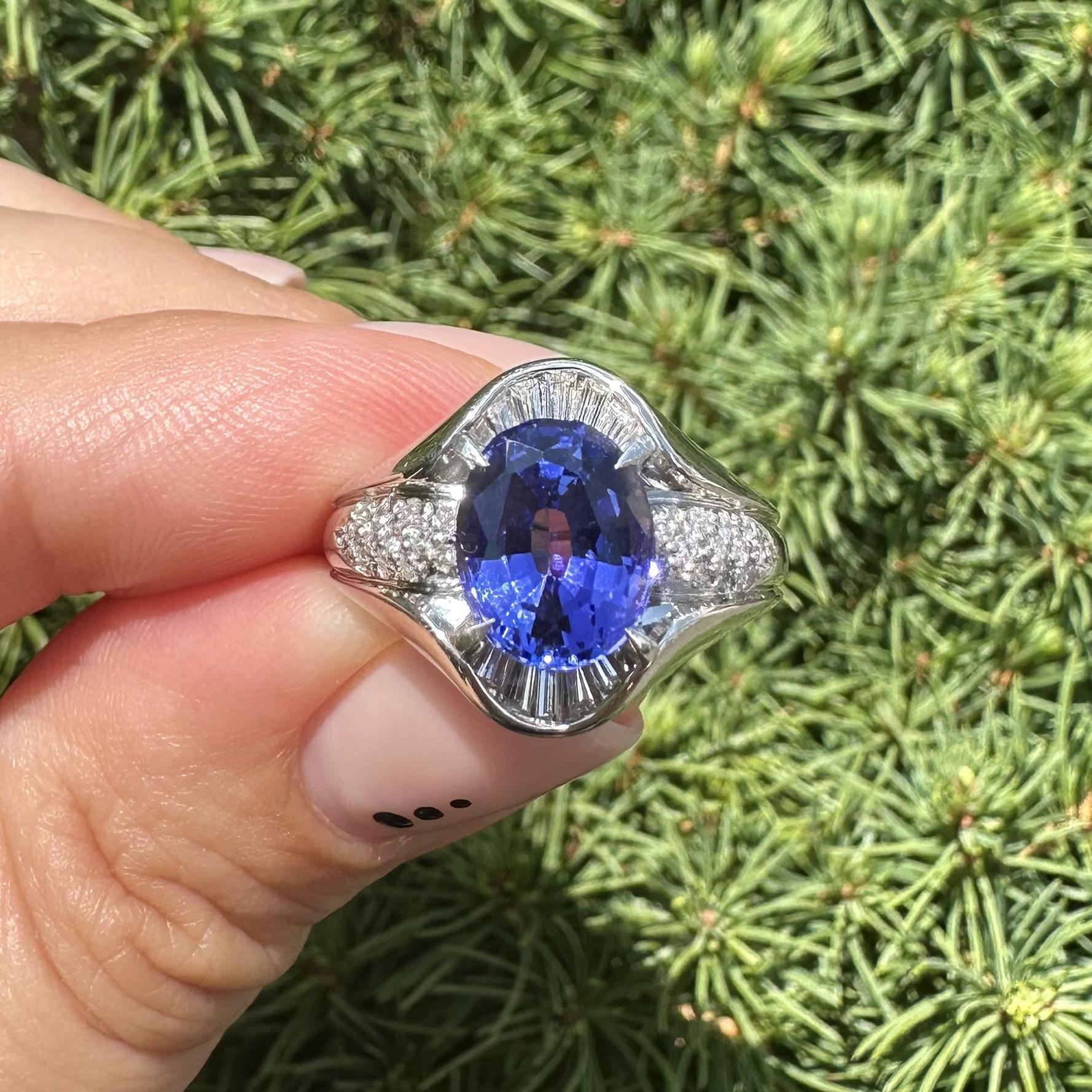 Anello Made Solid in platino con tanzanite ovale blu violetta e diamante da 2,99 ct. in vendita 8