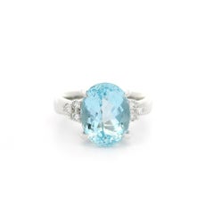 Solid Platinum 4.12ctw Oval Aquamarine & Diamond Simple Classic Ring