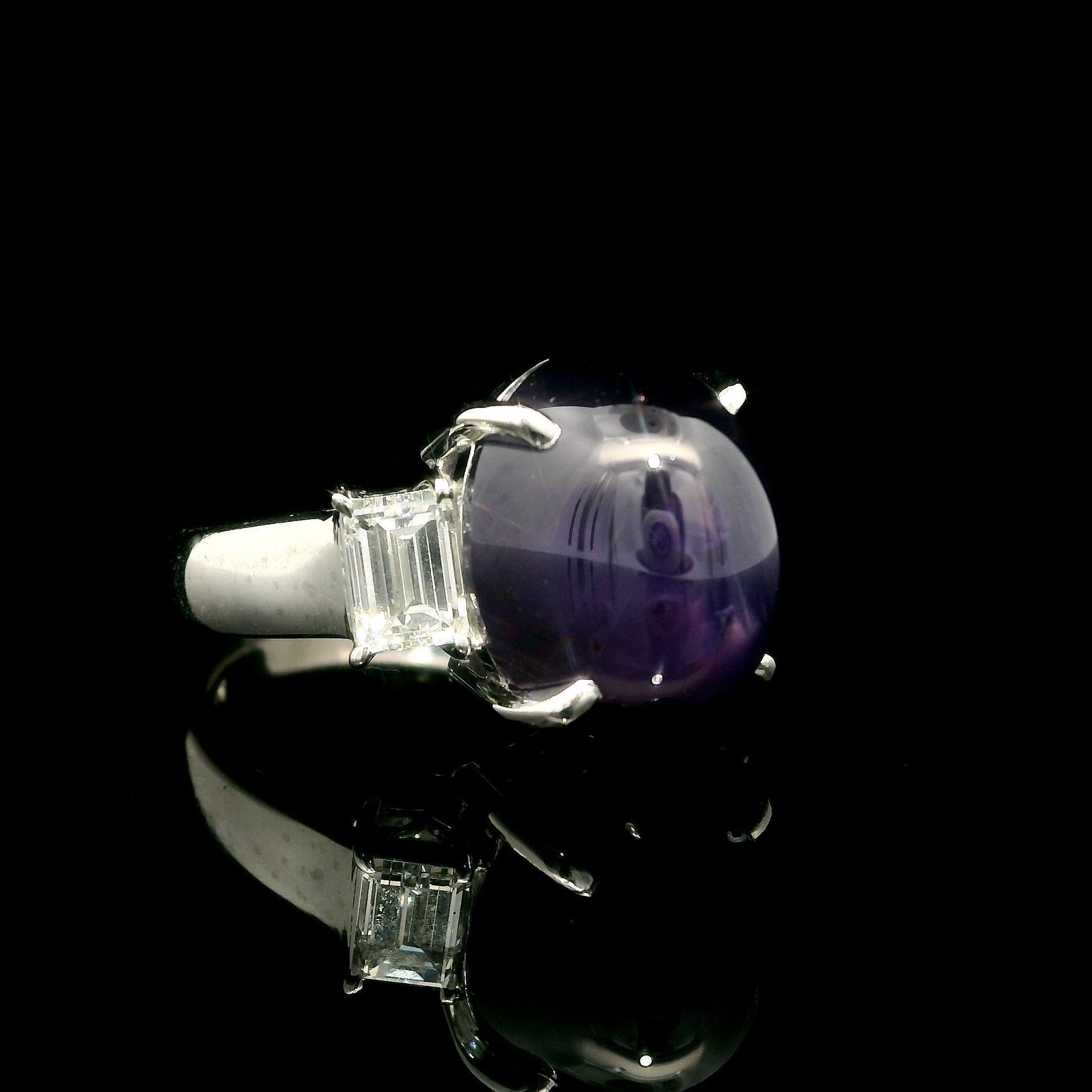 Solid Platinum GIA 15.68ctw Oval Vivid Purple Star Sapphire & Diamond Sides Ring For Sale 5