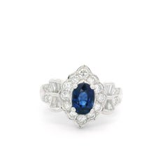 Anillo de cóctel de diamantes y zafiro azul macizo de platino GIA de 2,52 ctw