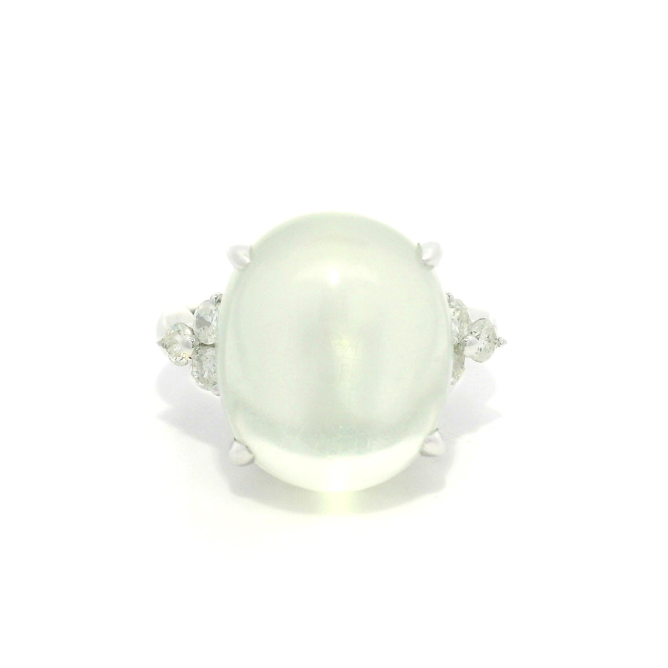 Bague en platine massif avec grande pierre de lune cabochon de 10,31 ctw avec diamants sur les côtés en vente 5