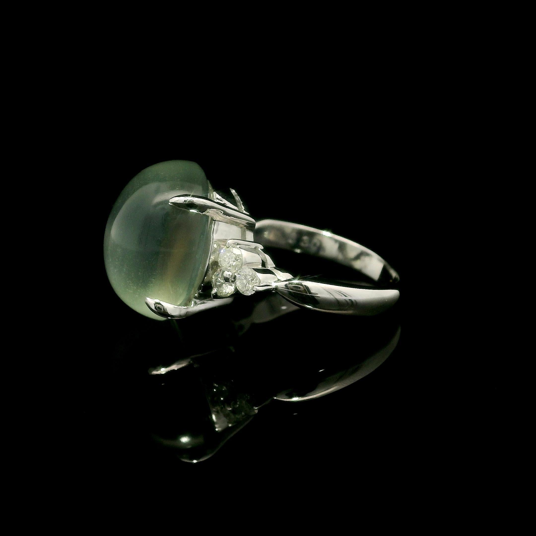 Bague en platine massif avec grande pierre de lune cabochon de 10,31 ctw avec diamants sur les côtés en vente 8