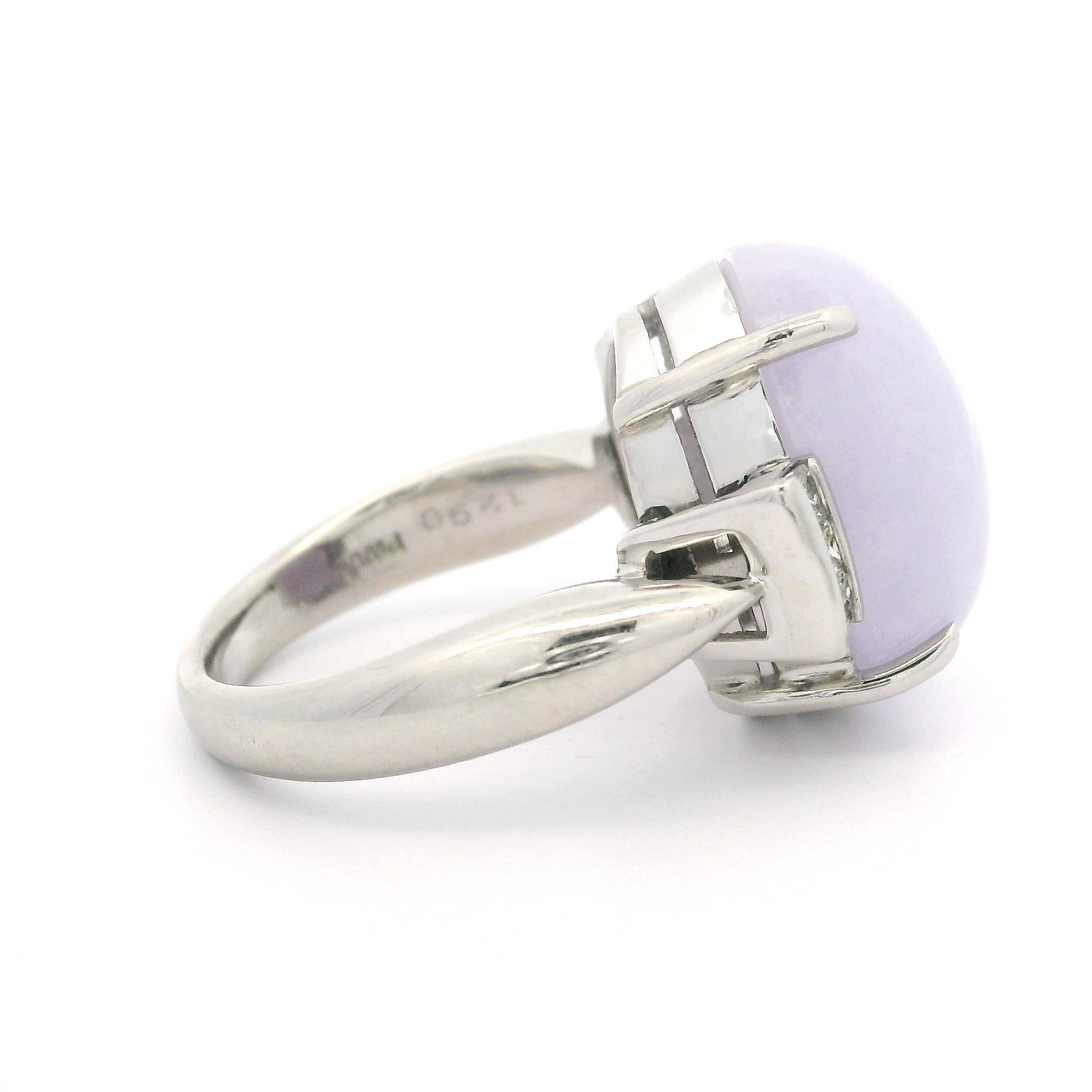 Statement-Ring aus massivem Platin, groß 13,17 ctw, ovaler lavendelfarbener Jade & Diamant im Zustand „Hervorragend“ im Angebot in Montclair, NJ