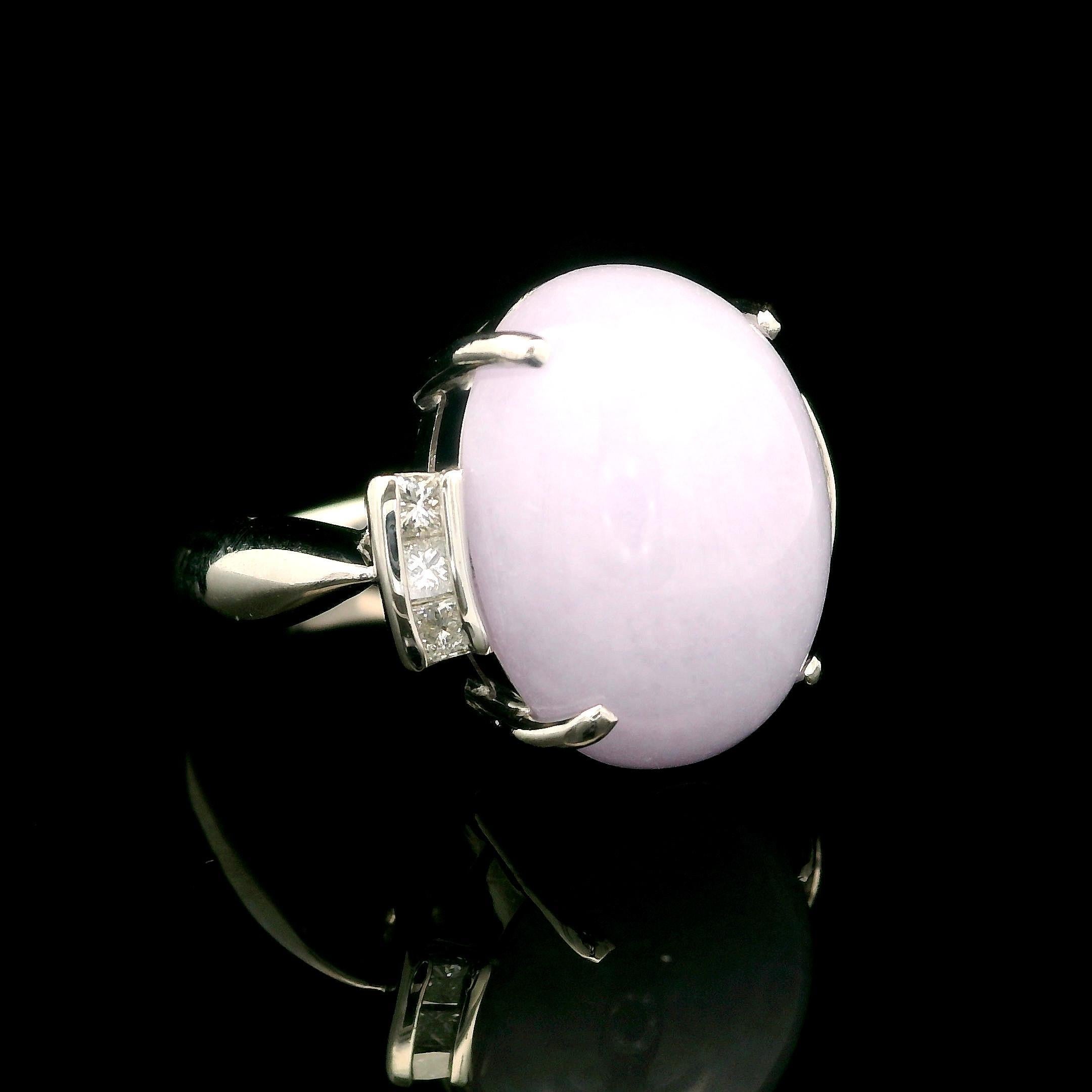 Statement-Ring aus massivem Platin, groß 13,17 ctw, ovaler lavendelfarbener Jade & Diamant im Angebot 1