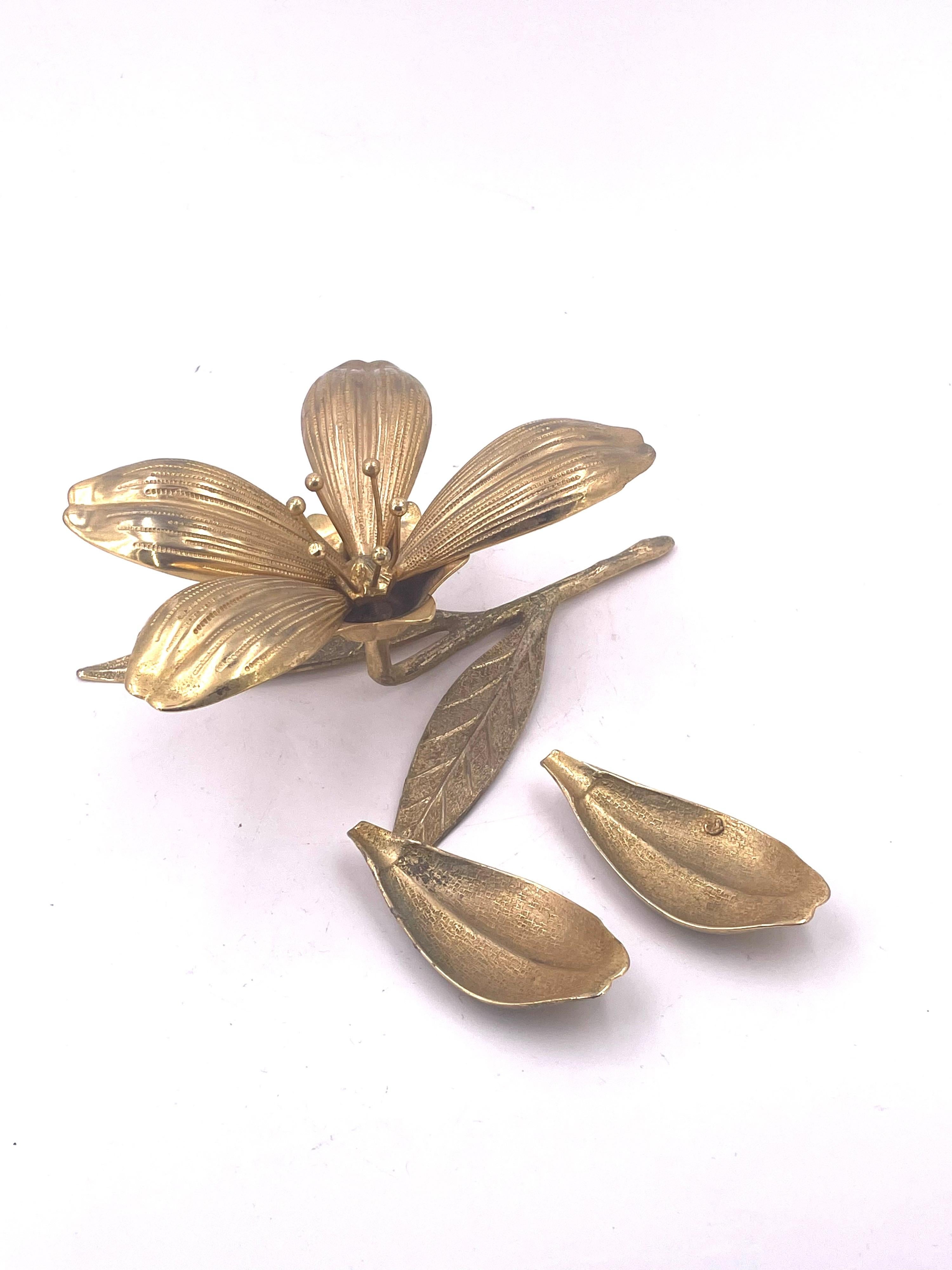 brass flower ashtray