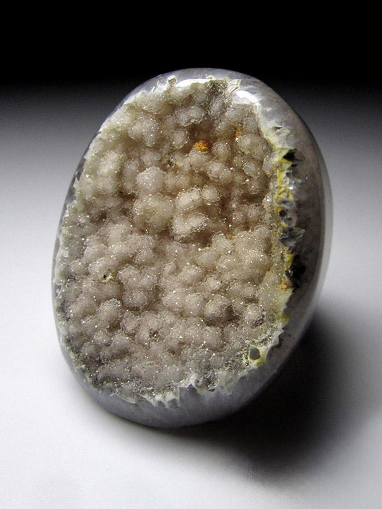 Bague en quartz massif Cristal de roche Cristaux de quartz brut Ivoire Beige en vente 4