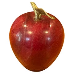 Presse-papier en marbre rouge massif avec tige en laiton