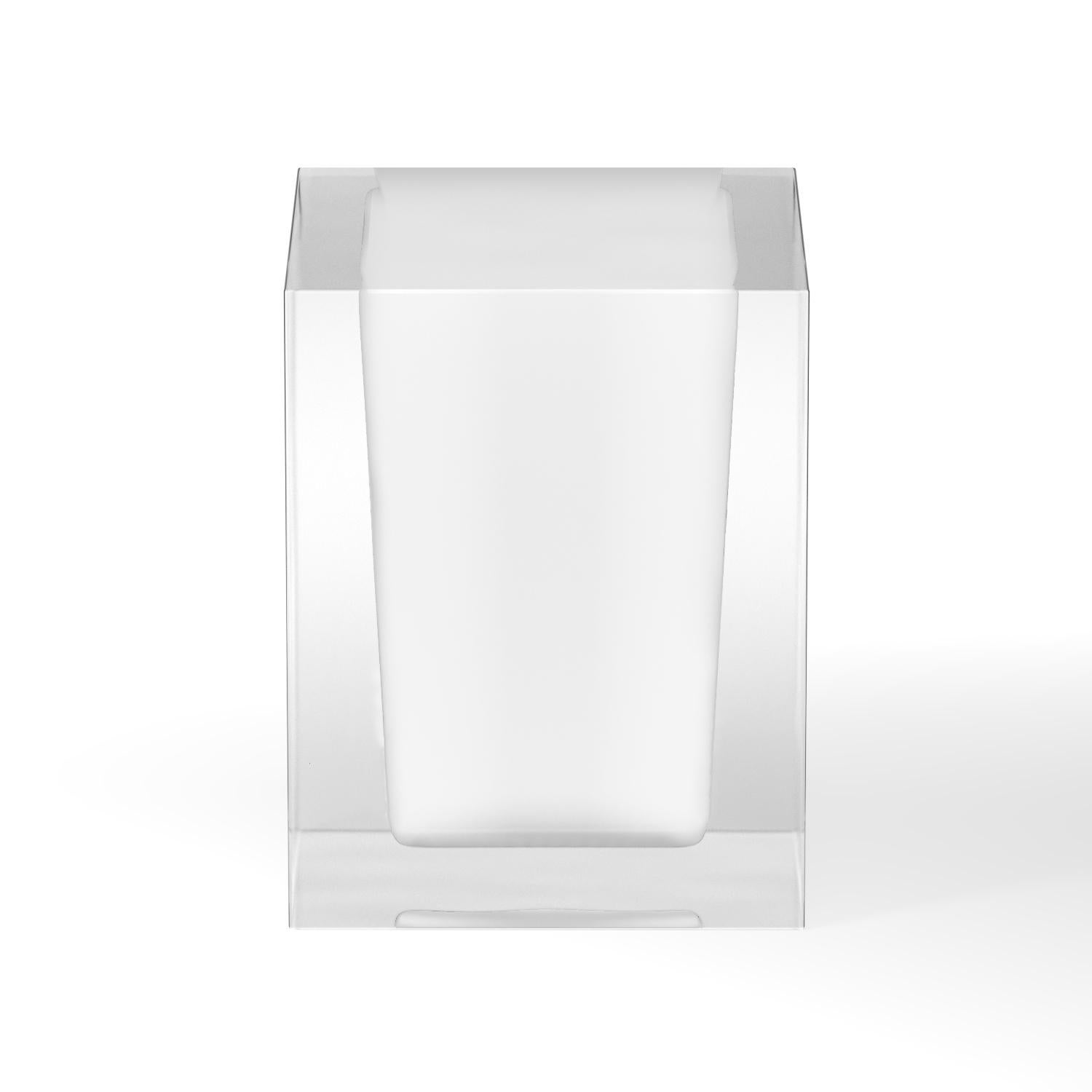 Table d'appoint Dark and Stormy de Lauren Rottet en vente 4