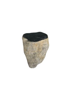 Mesa auxiliar de piedra de río maciza de Java, Indonesia
