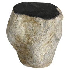 Mesa auxiliar de piedra de río maciza de Java, Indonesia