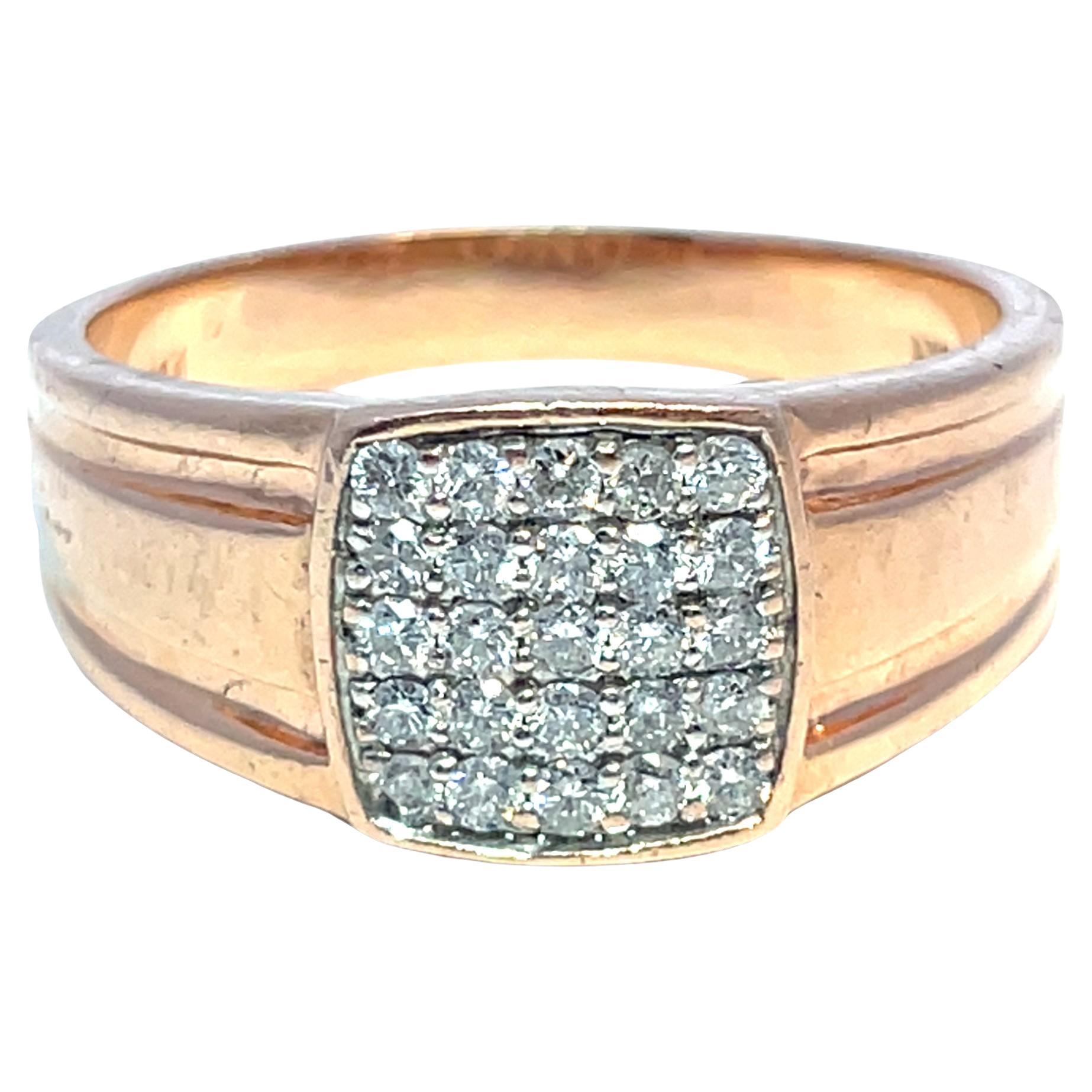 Anillo de oro rosa macizo con racimo de diamantes naturales en venta