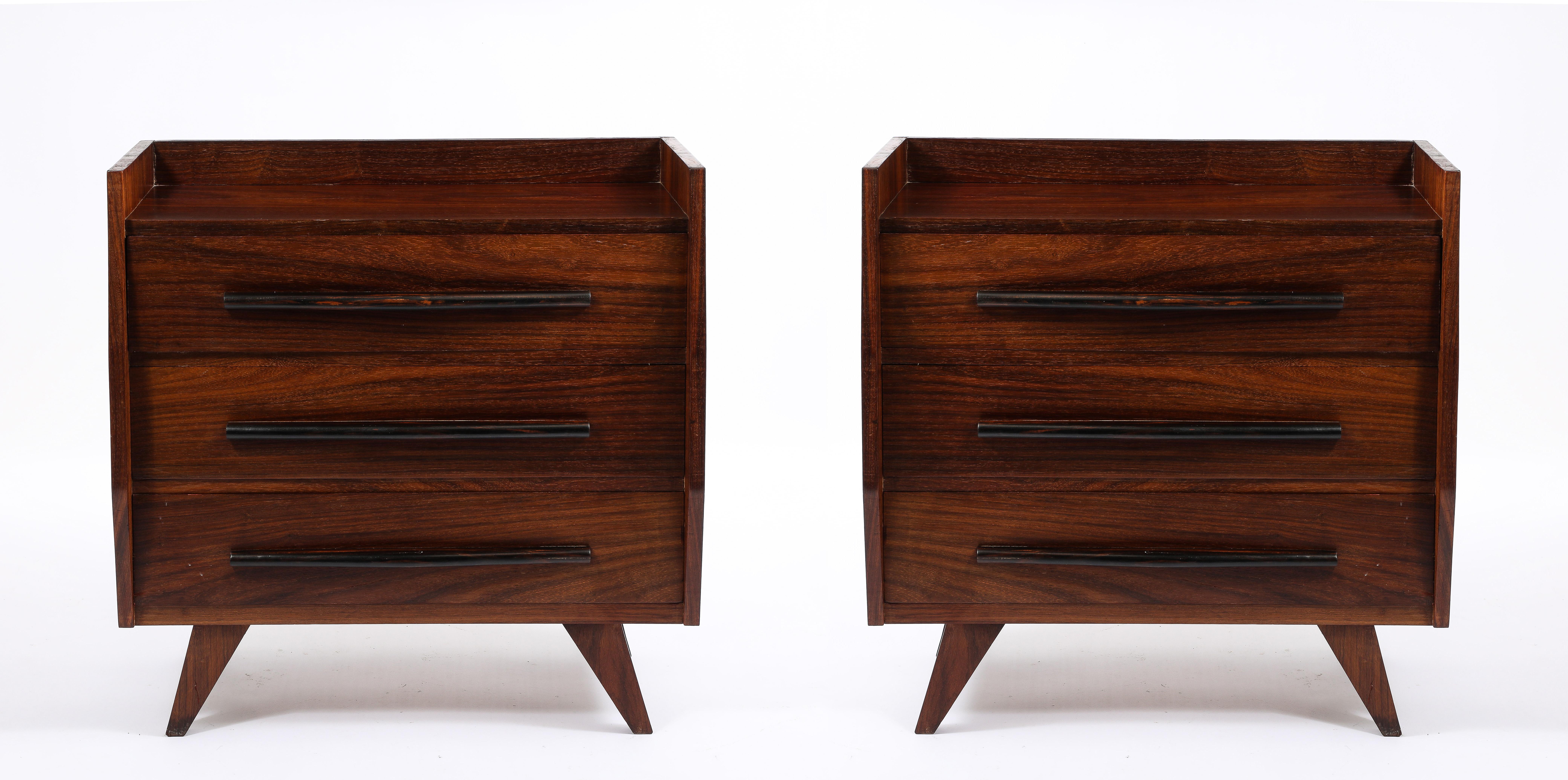 Mid-Century moderno Cassapanche in palissandro massiccio, Francia anni '50 in vendita