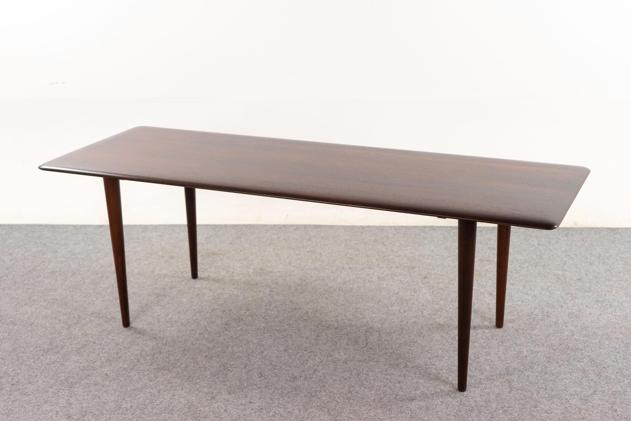 Mesa baja de palisandro macizo de Hvidt & Molgaard Palo de rosa en venta