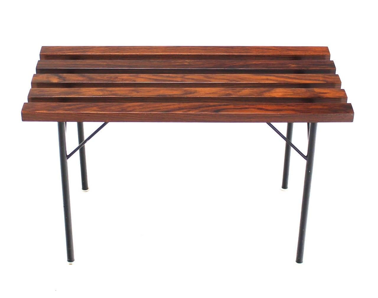 Solid Rosewood Small Compact Mid Century Modern Slat Bench Black Metal Base MINT In Excellent Condition For Sale In Rockaway, NJ