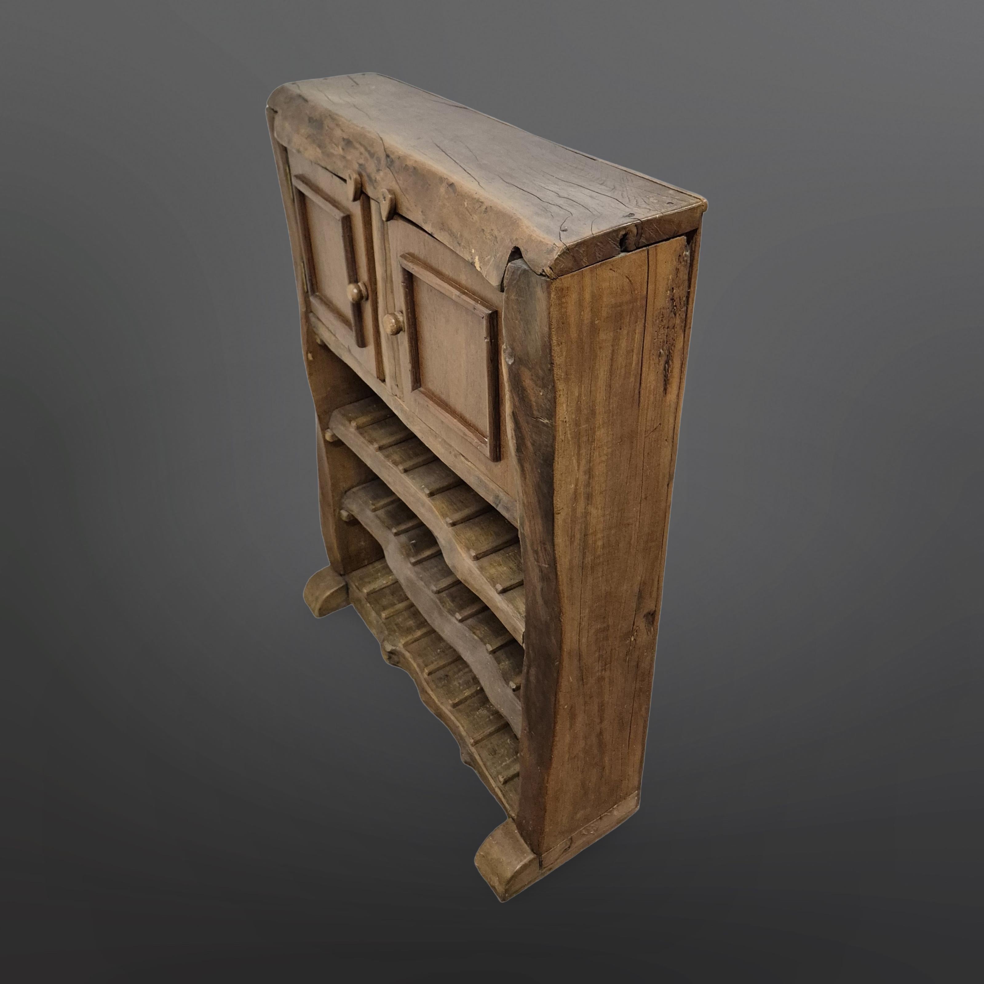 Solid rustic oak natural dry bar, France 1950s im Angebot 3