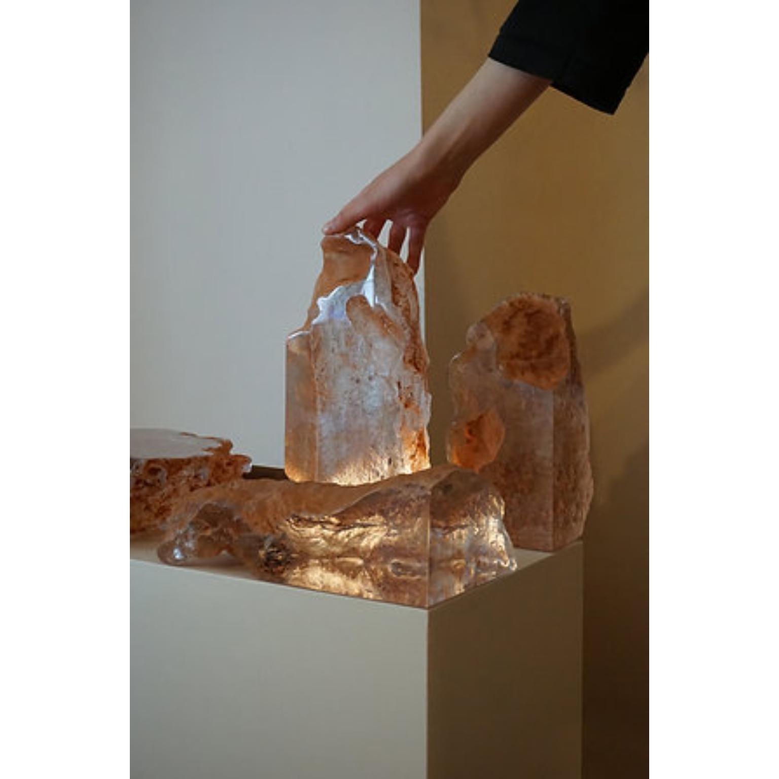 Escultura única de luz de arena maciza de Milena Kling Posmoderno en venta
