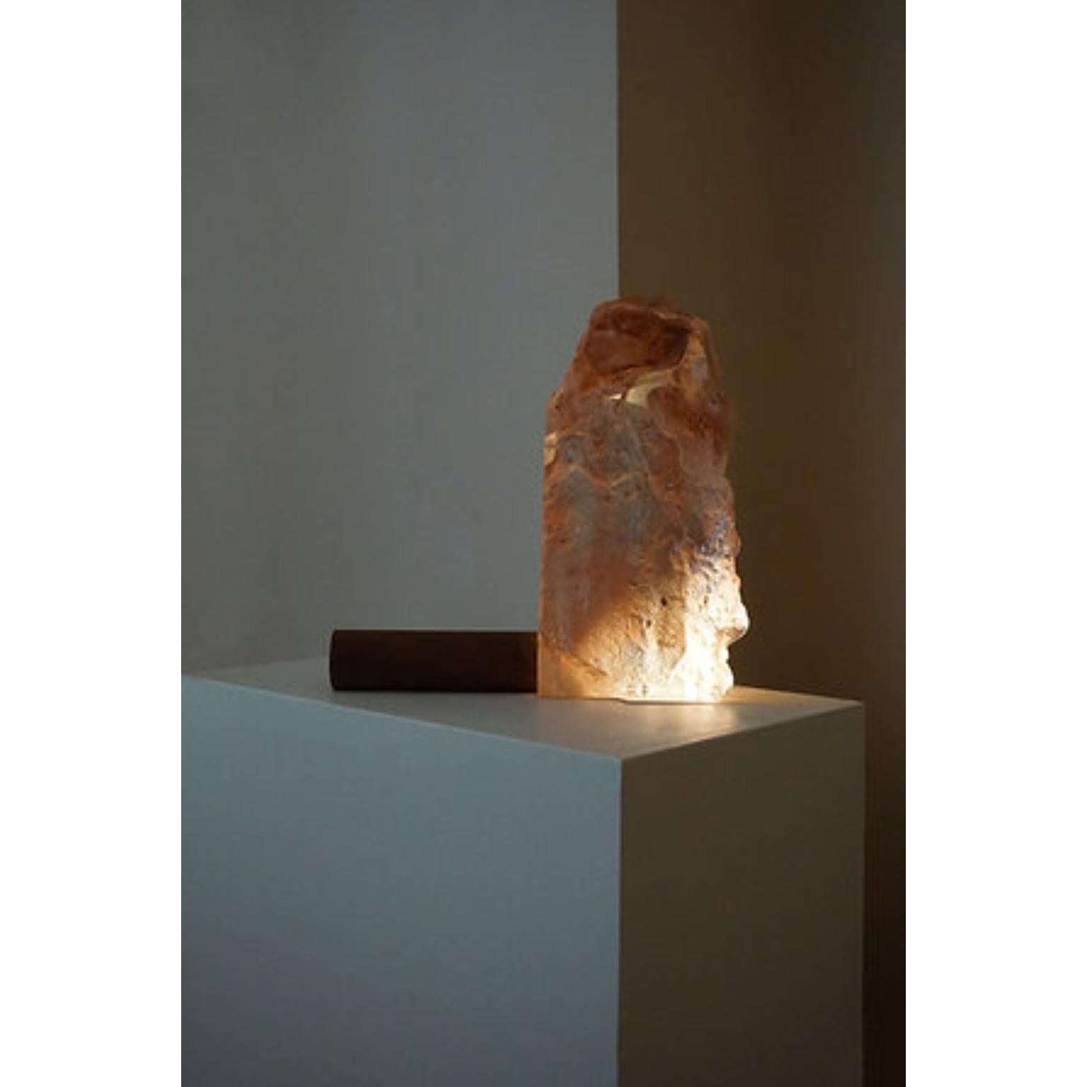 Escultura única de luz de arena maciza de Milena Kling Alemán en venta