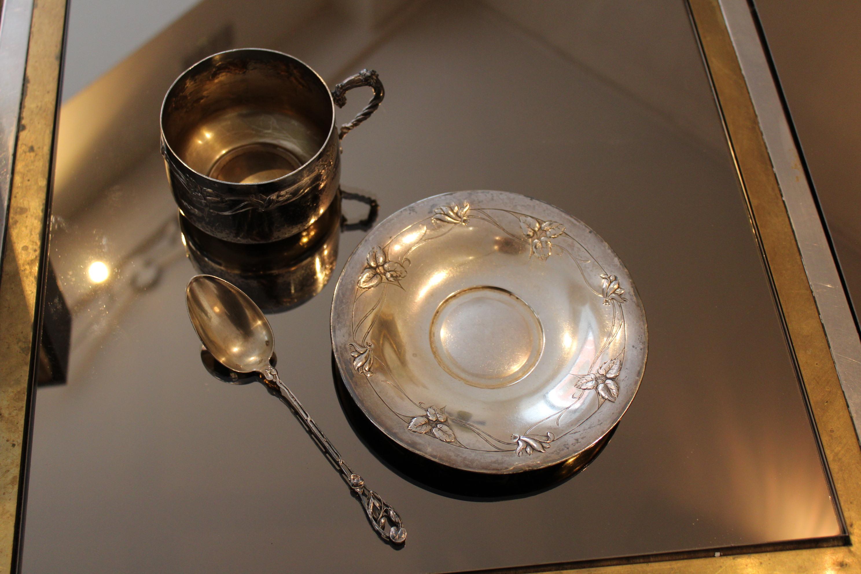 Solid Silver Breakfast in Its Box, 19th Century For Sale 2