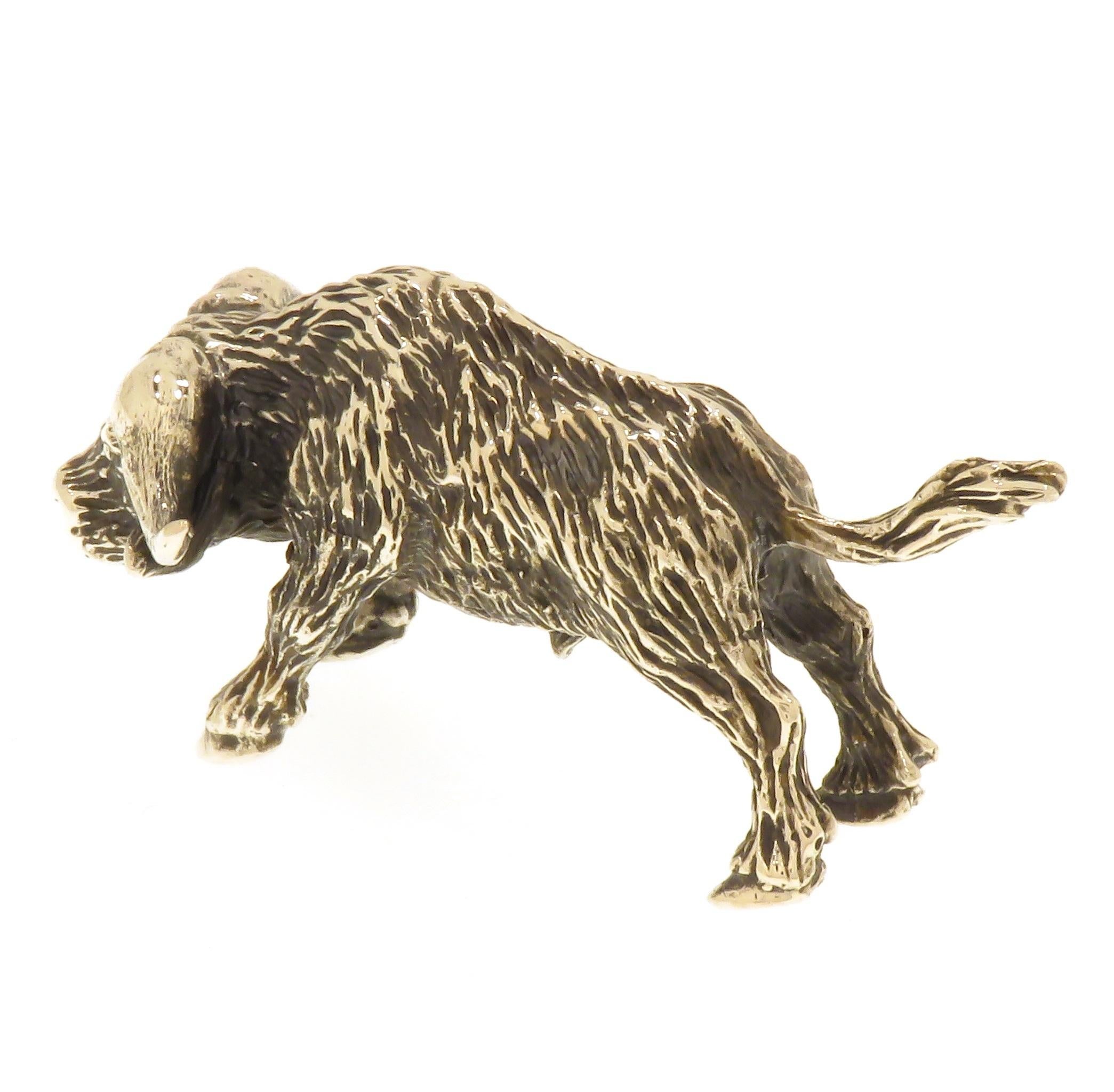 Figurita de búfalo de plata maciza Vintage años 70 Made in Italy en Excelente estado para la venta en Milano, IT