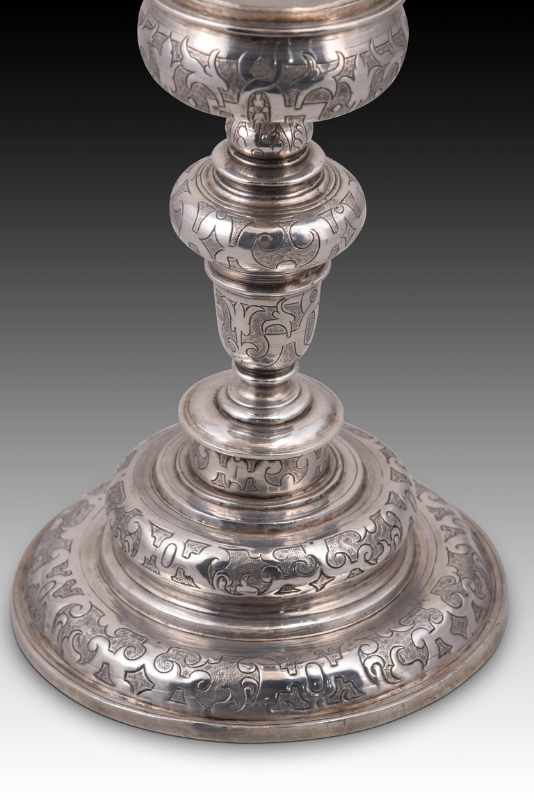 18th Century and Earlier Solid silver chalice. Spain, 17th century For Sale