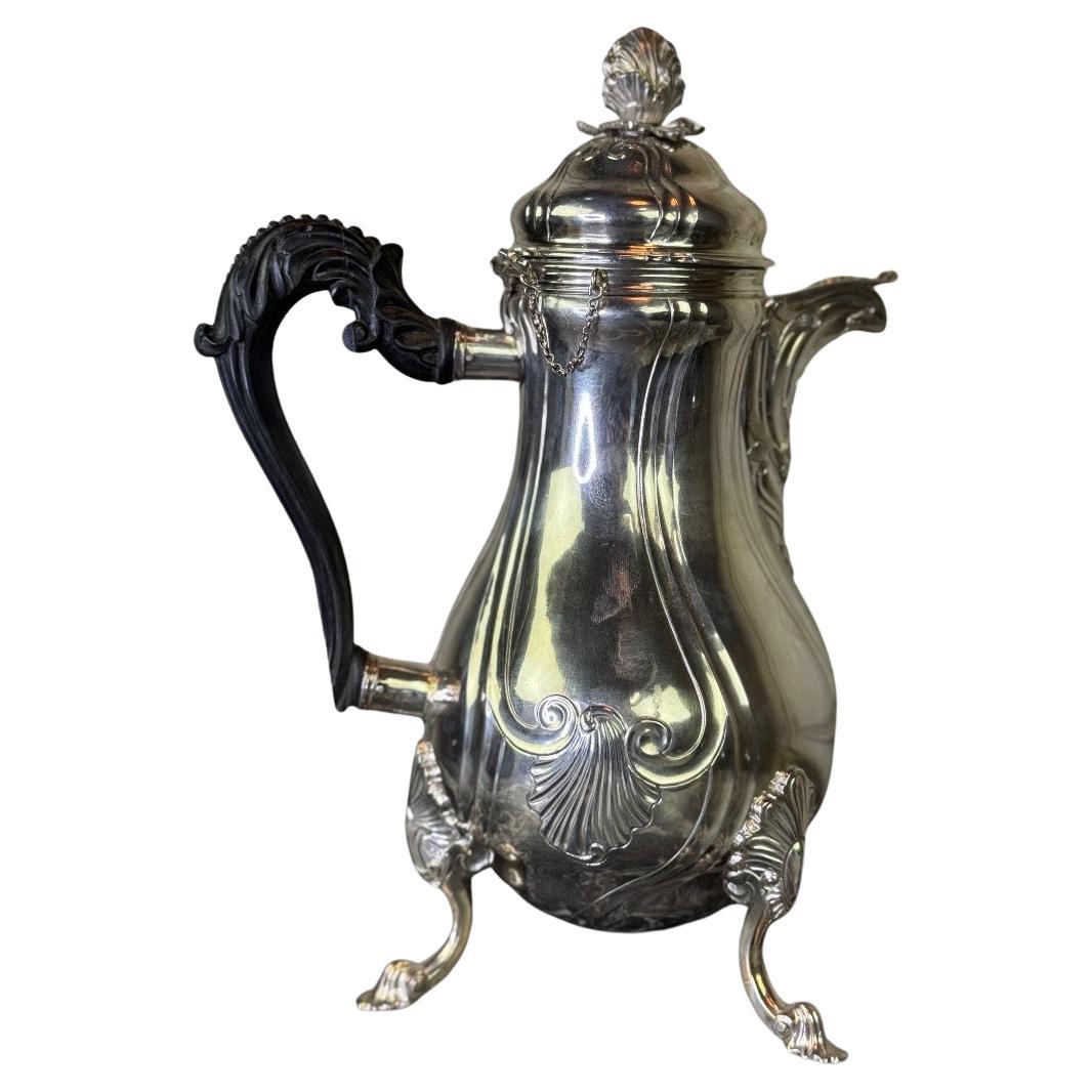 Solid Silver Coffee Pot, Hallmarked in Ath for the Year 1770, Nicolas Delporte in vendita