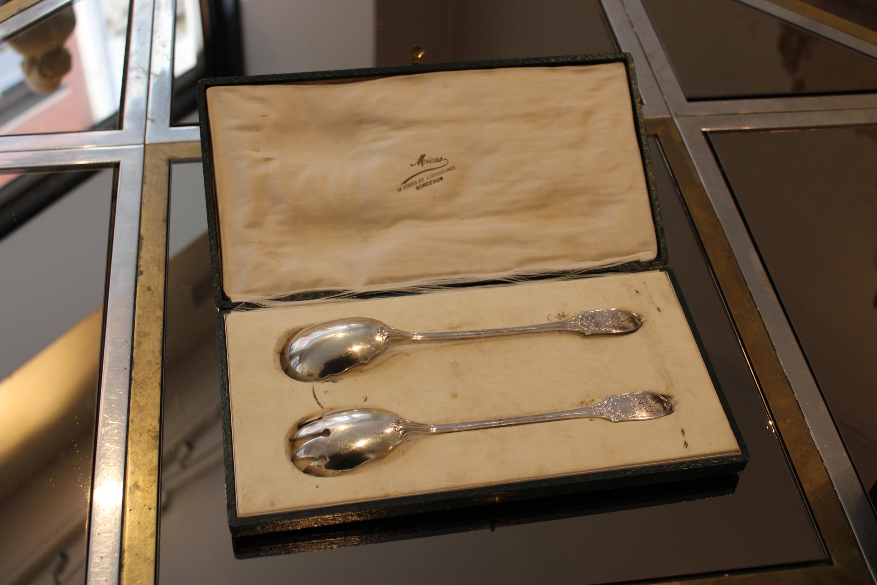 Solid silver cutlery in their box.
Hallmark Minerva
